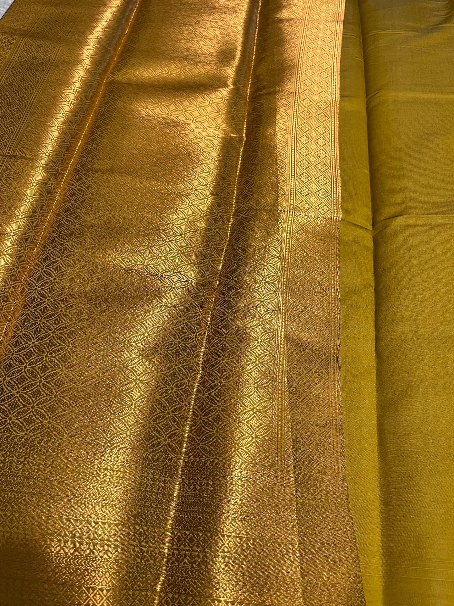 Southloom Premium Semi Silk Zari Work Brocade Saree in Bridal Green with Matching Pallu