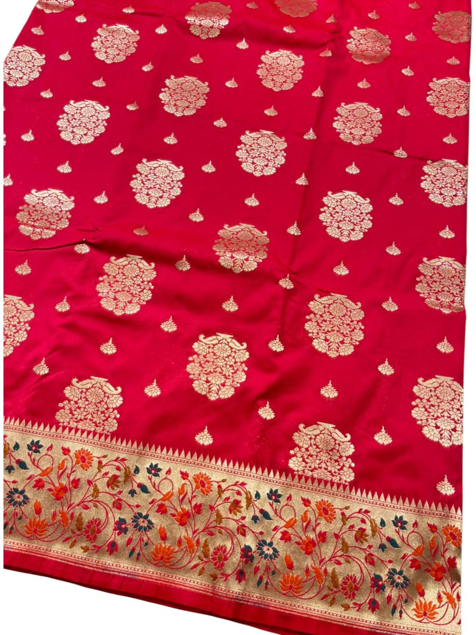 Southloom Pure Banarasi Silk Saree with Woven Work on Body and Borders (Rani Pink)