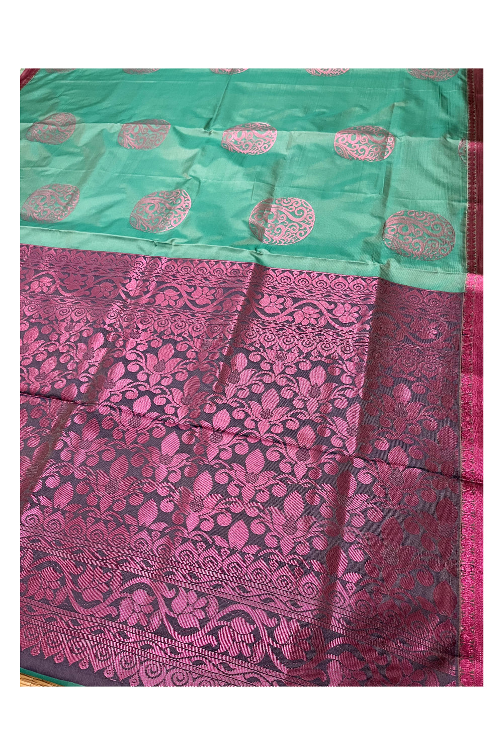 Southloom Soft Silk Light Green Designer Woven Saree with Heavy Work on Pallu