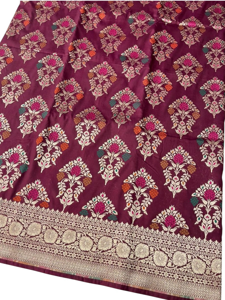 Southloom Pure Banarasi Silk Saree with Woven Work on Body and Borders (Purple)