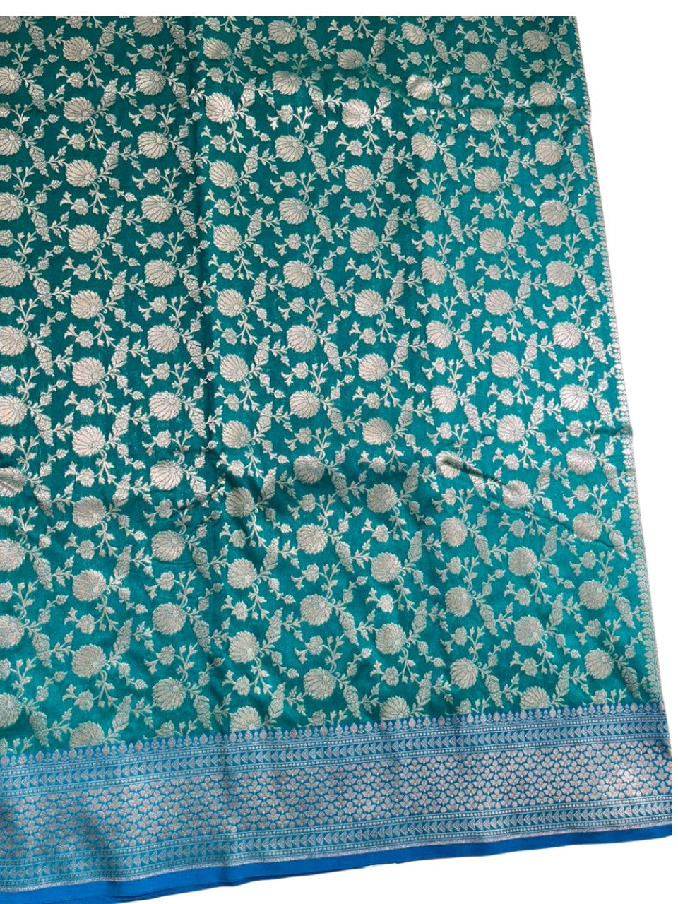 Southloom Pure Banarasi Silk Saree with Woven Work on Body and Borders (Peacock Green And Blue)