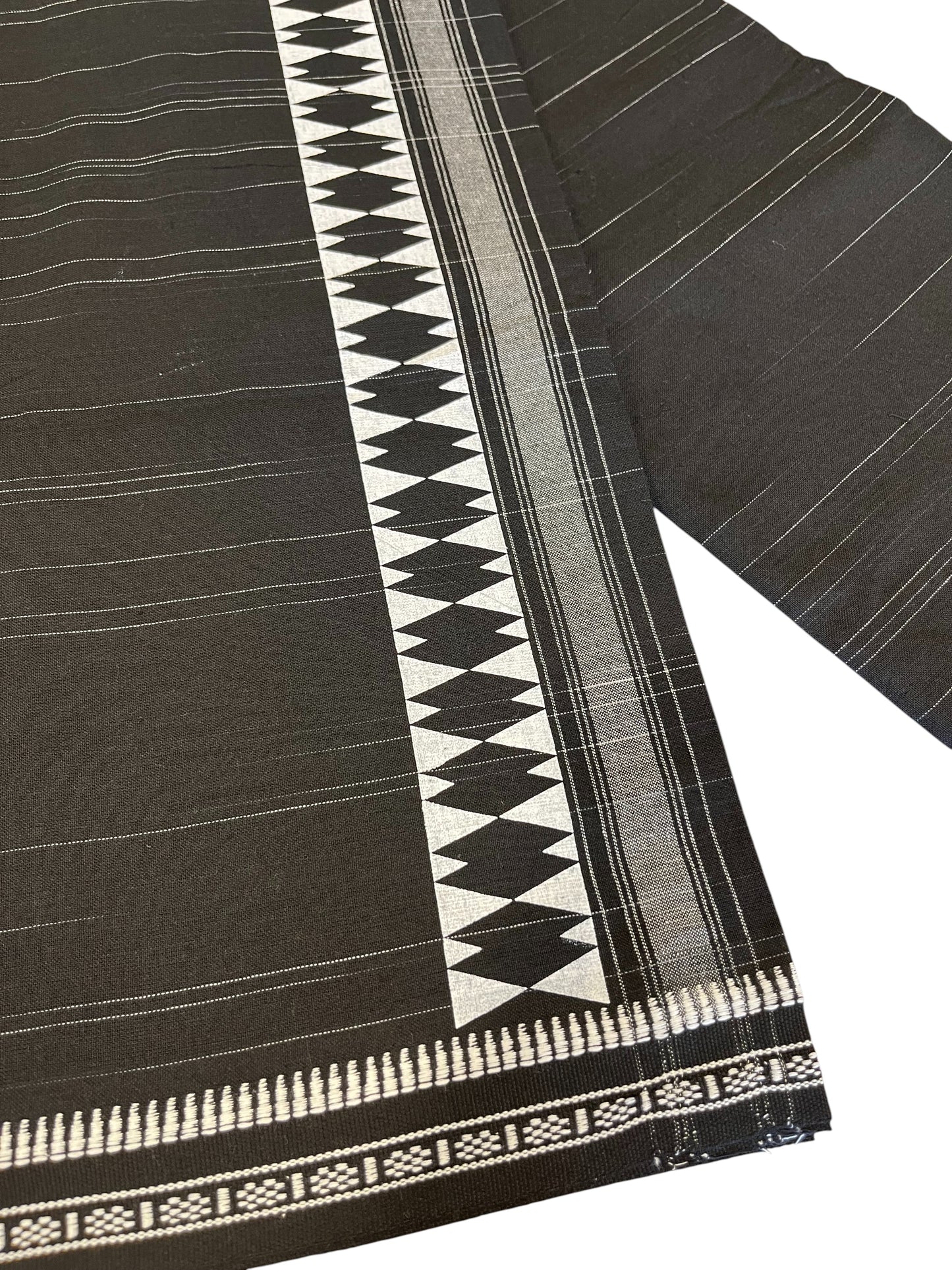 Southloom Black Printed Single Mundu / Otta Mundu / Lungi (South Indian Kerala Dhoti)