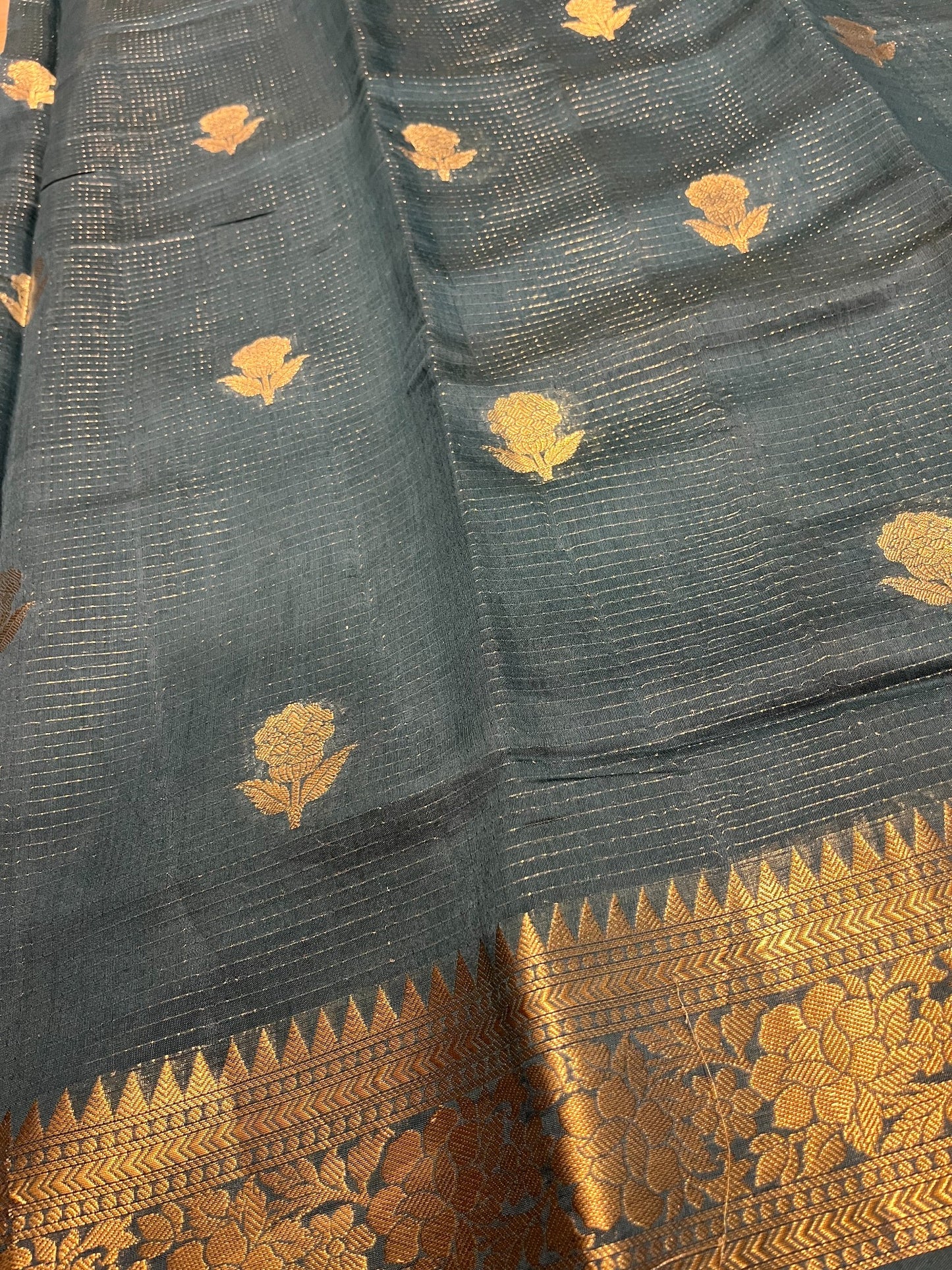 Southloom Georgete Banarasi Silk Saree with Woven Work on Body and Borders