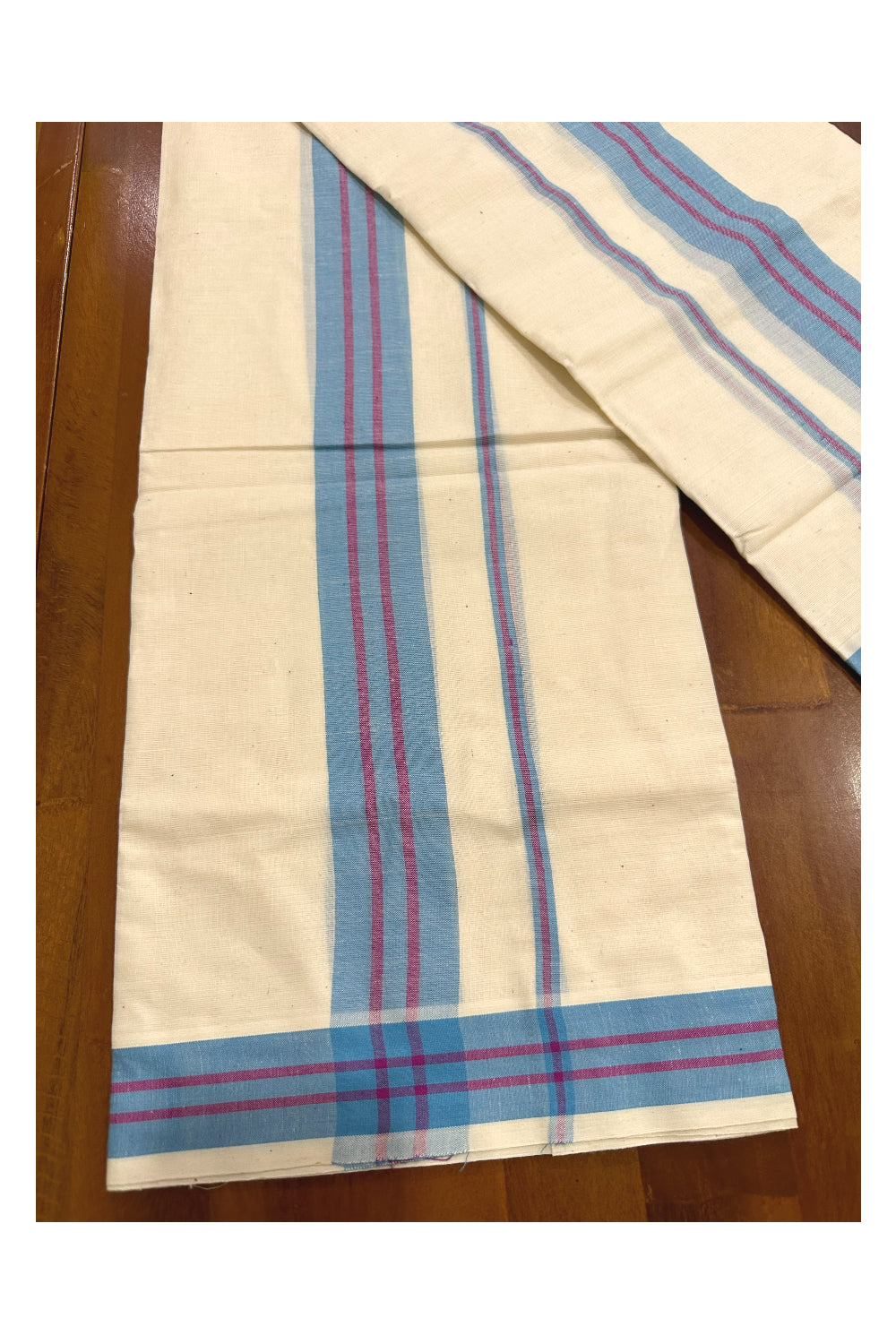 Kerala Mulloth Soft Cotton Mundum Neriyathum Single with Blue and Red Border (Onam Set Mundu 2023)