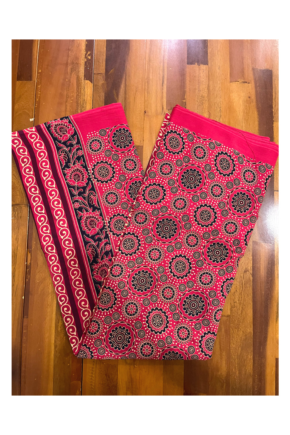 Southloom Mul Cotton Red Designer Printed Saree