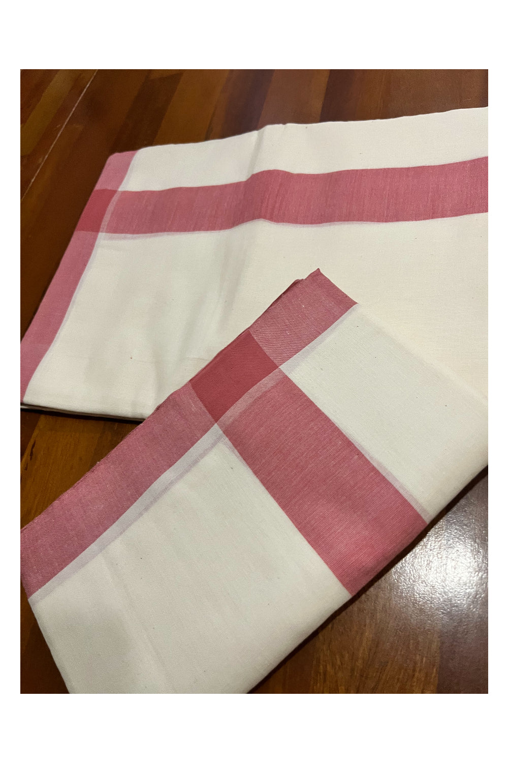 Kerala Mulloth Cotton Single Mundum Neriyathum with Onion Pink Border 2.80 Mtrs (Extra Soft Cotton)