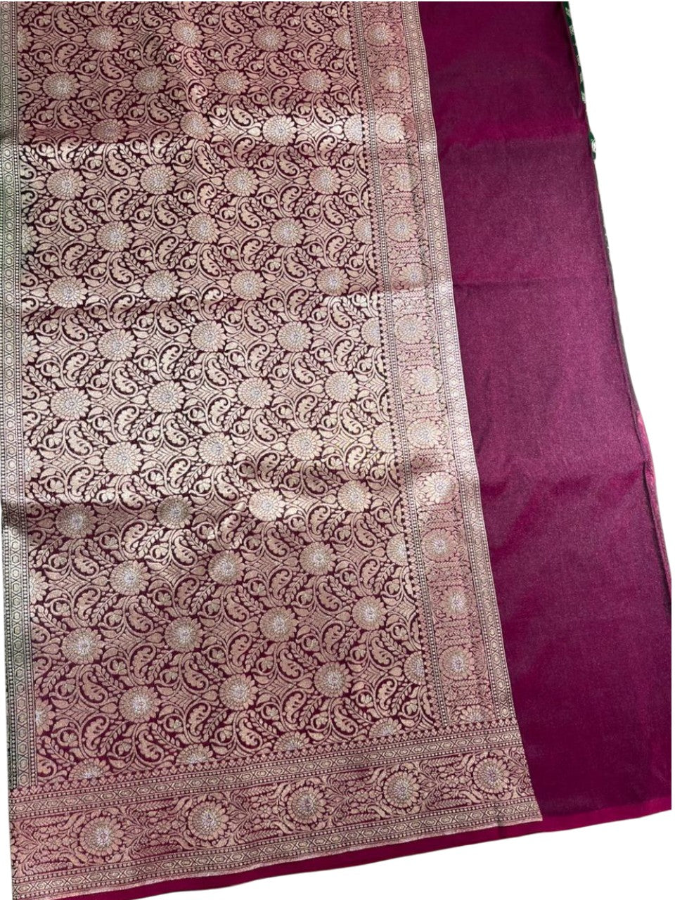 Southloom Pure Banarasi Silk Saree with Woven Work on Body and Borders (Green)