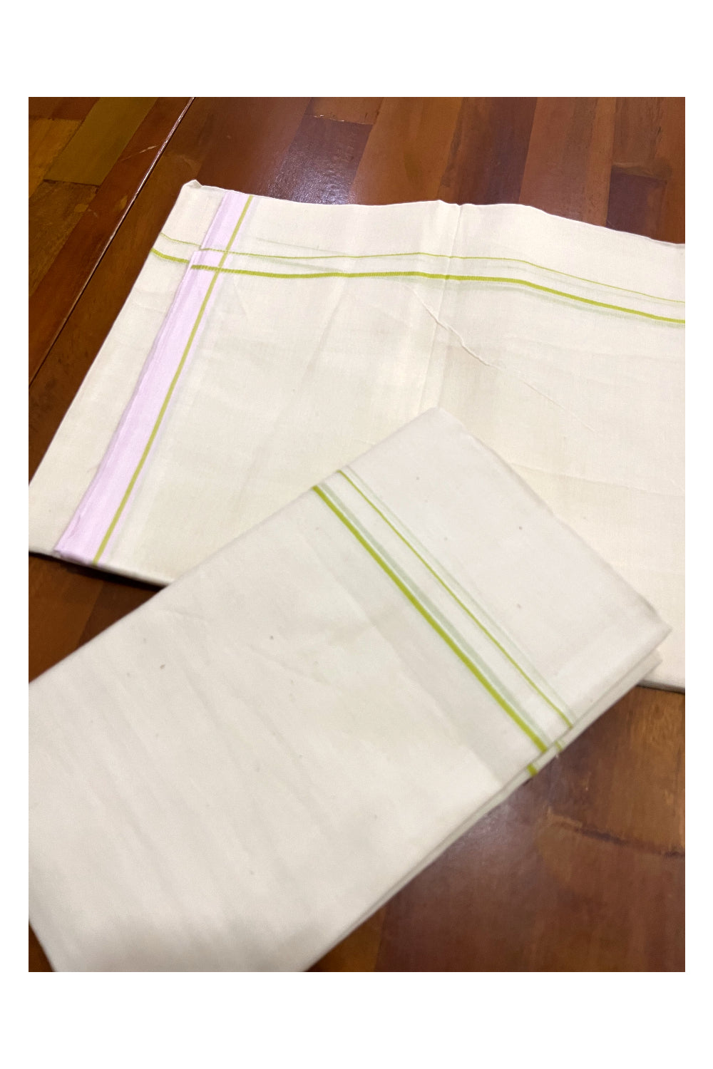 Kerala Cotton Mundum Neriyathum Single (Set Mundu) with Light Green Eerkkil Kara (Onam Set Mundu 2023)