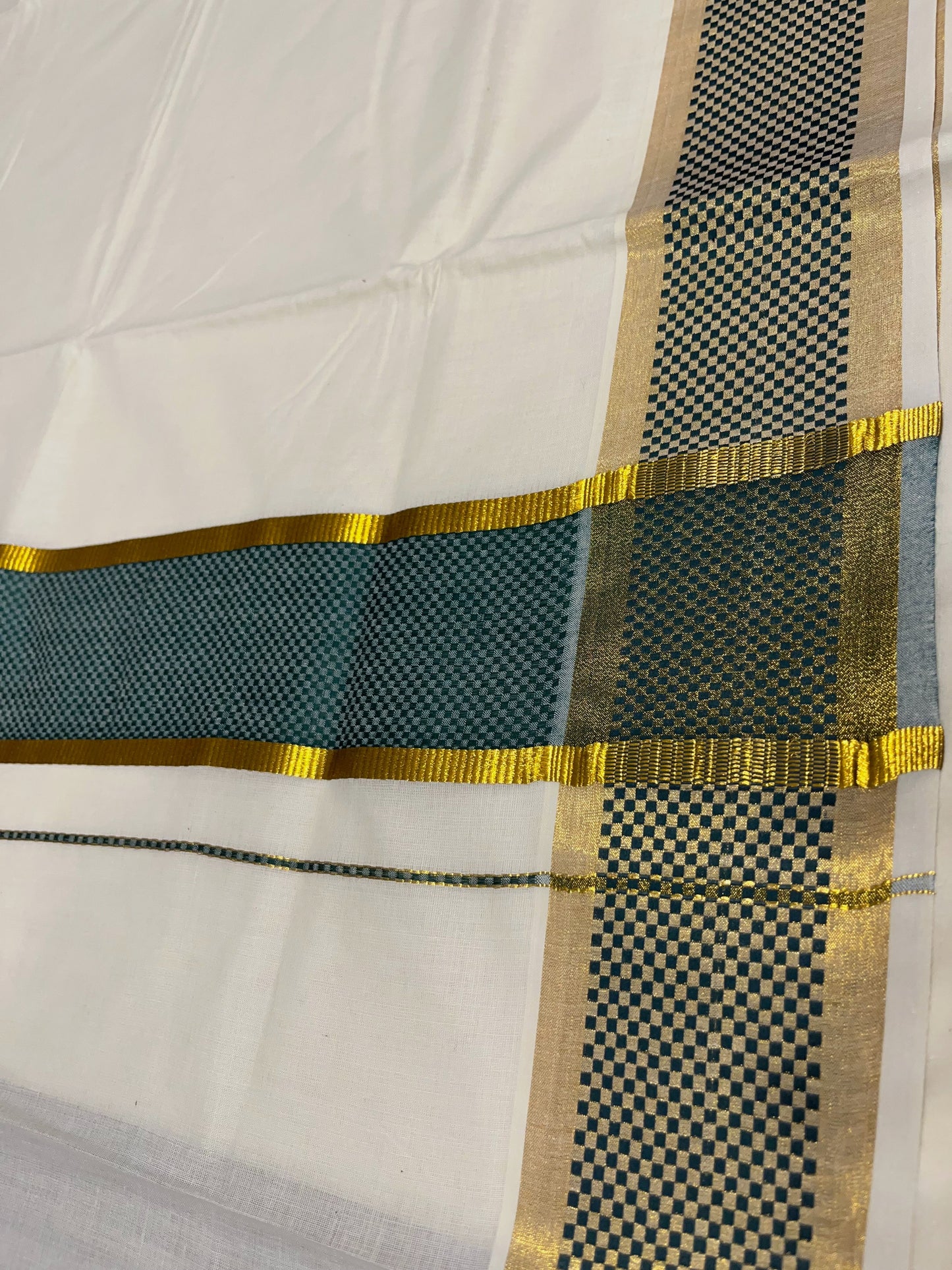 Southloom Kerala Kasavu Cotton Saree with Green Colour Paa Neythu Border