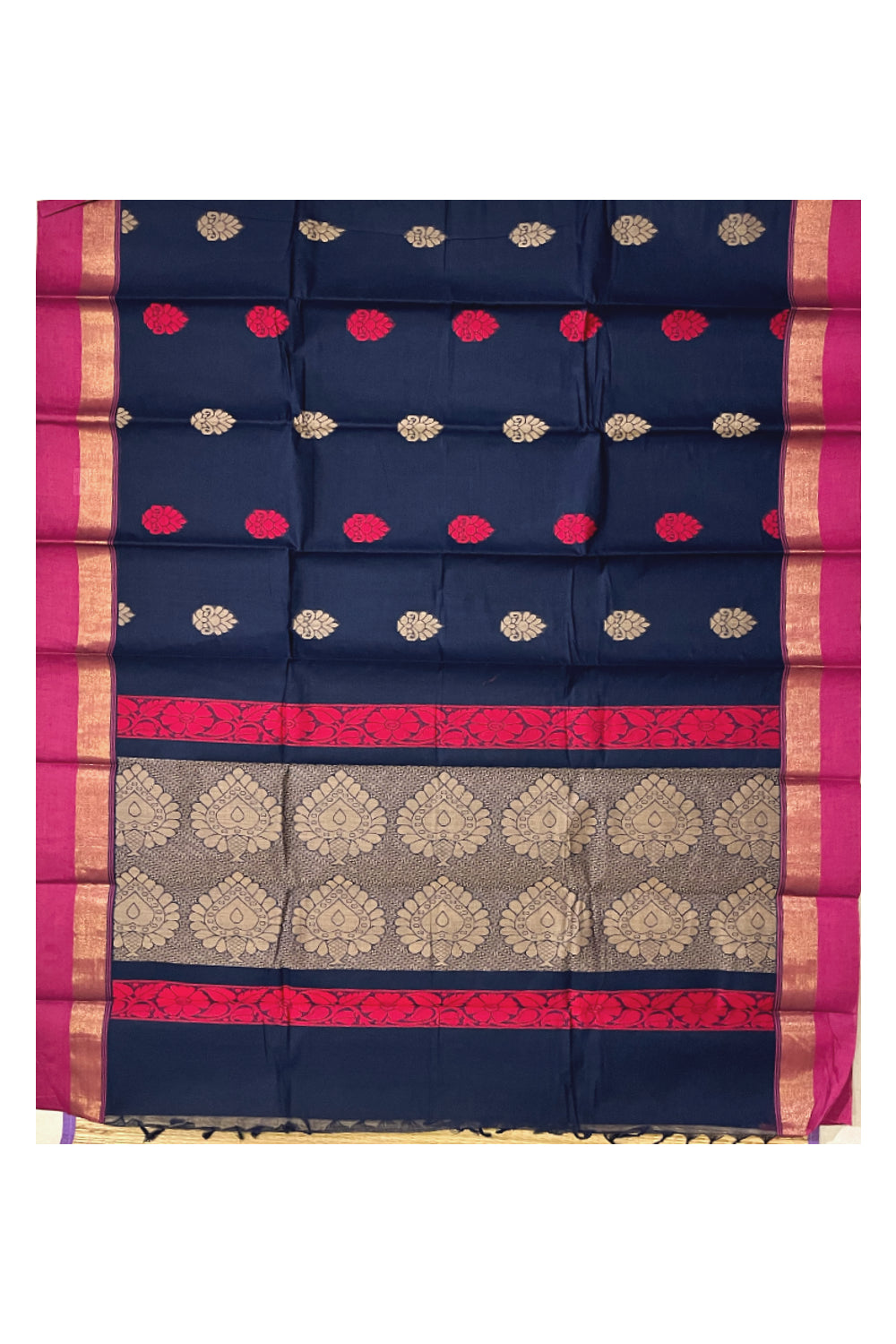 Southloom Cotton Dark Blue Saree with Woven Butta Works on Body and Pallu