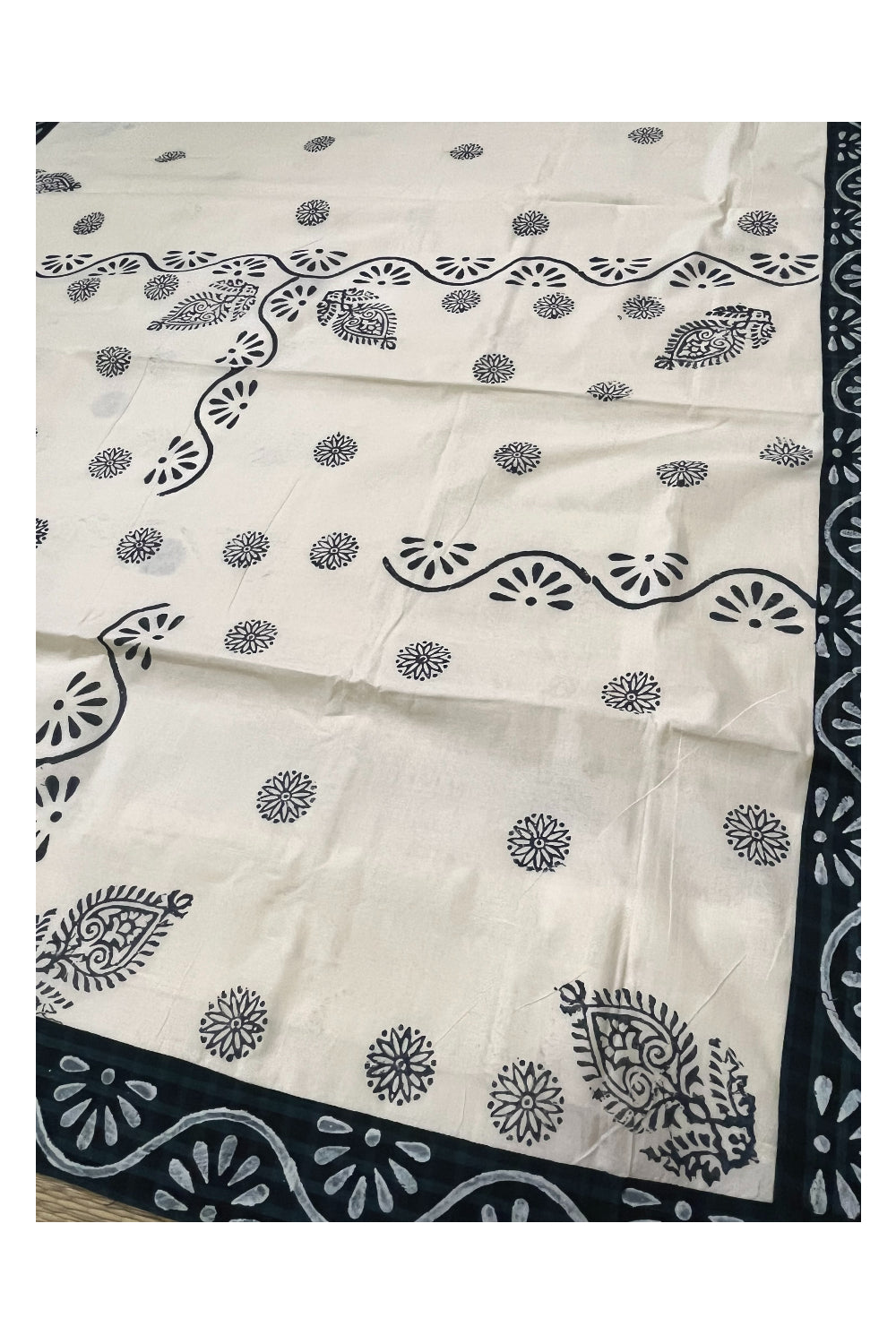 Pure Cotton Onam 2023 Kerala Saree with Hand Block Deep Green Batik Prints