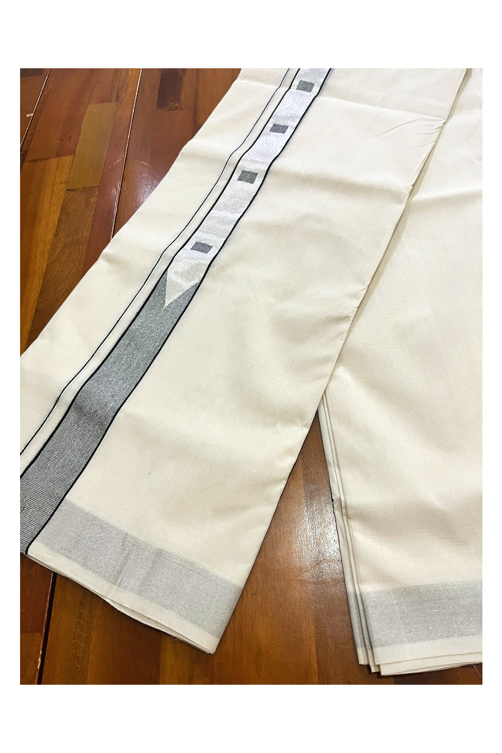 Premium Balaramapuram Unakkupaavu Handloom Mundu with Silver Kasavu and Black Border (South Indian Kerala Dhoti)