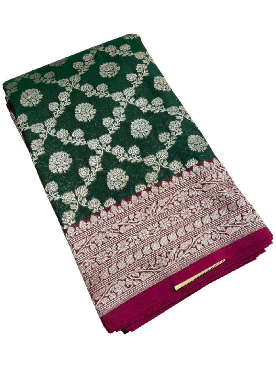 Southloom Pure Banarasi Silk Saree with Woven Work on Body and Borders (Green And Magenta)