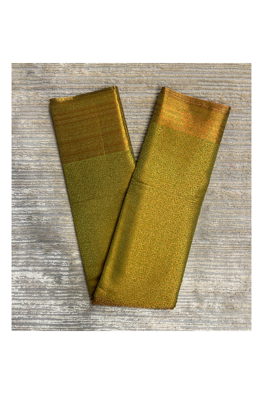 Southloom Banarasi  Silk Brocade Bridal Saree WIth Woven Borders And Blouse Piece in Green and Gold