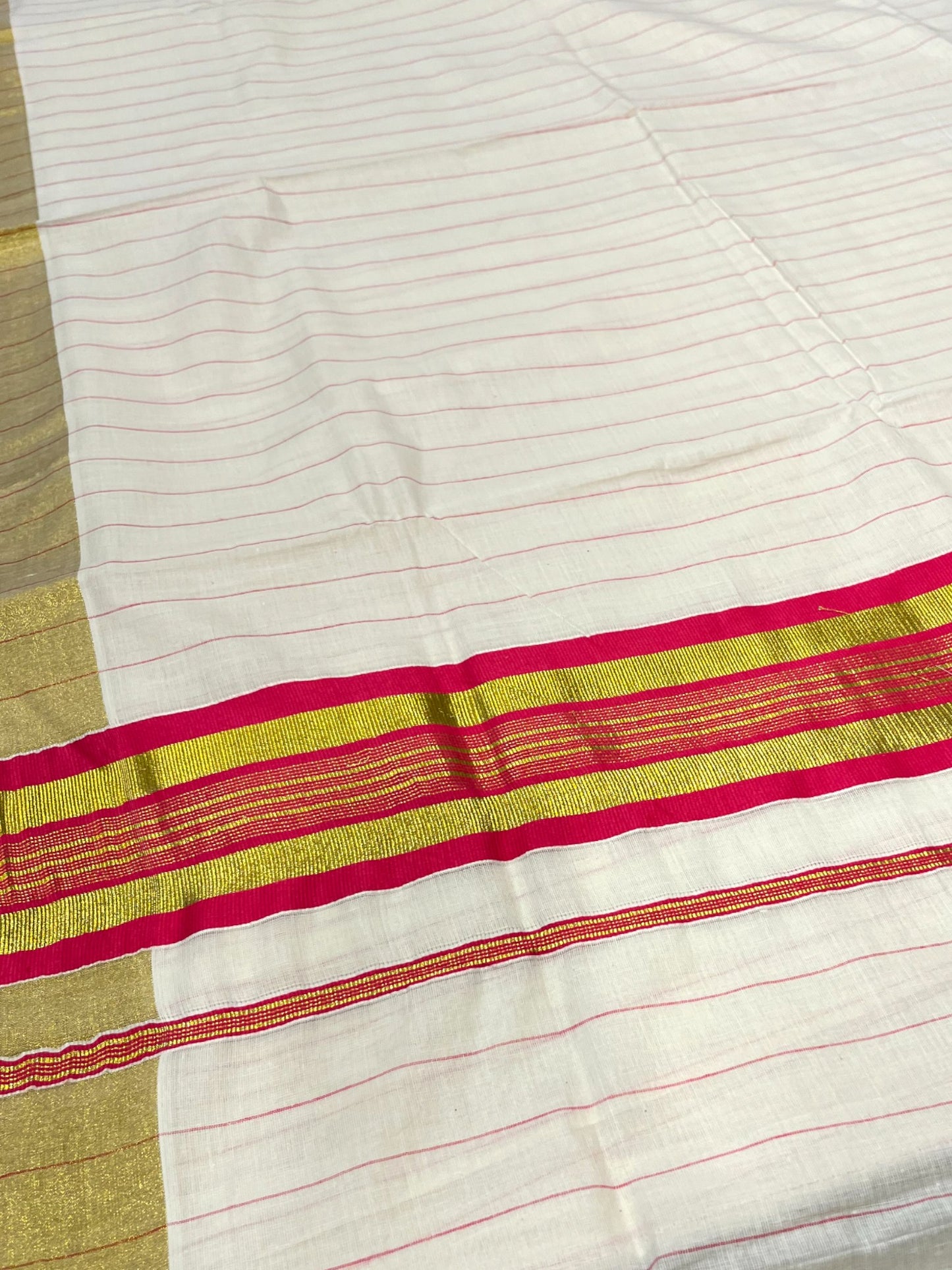 Southloom Kerala Cotton Kasavu Saree with Gold And Pink Lines on Body