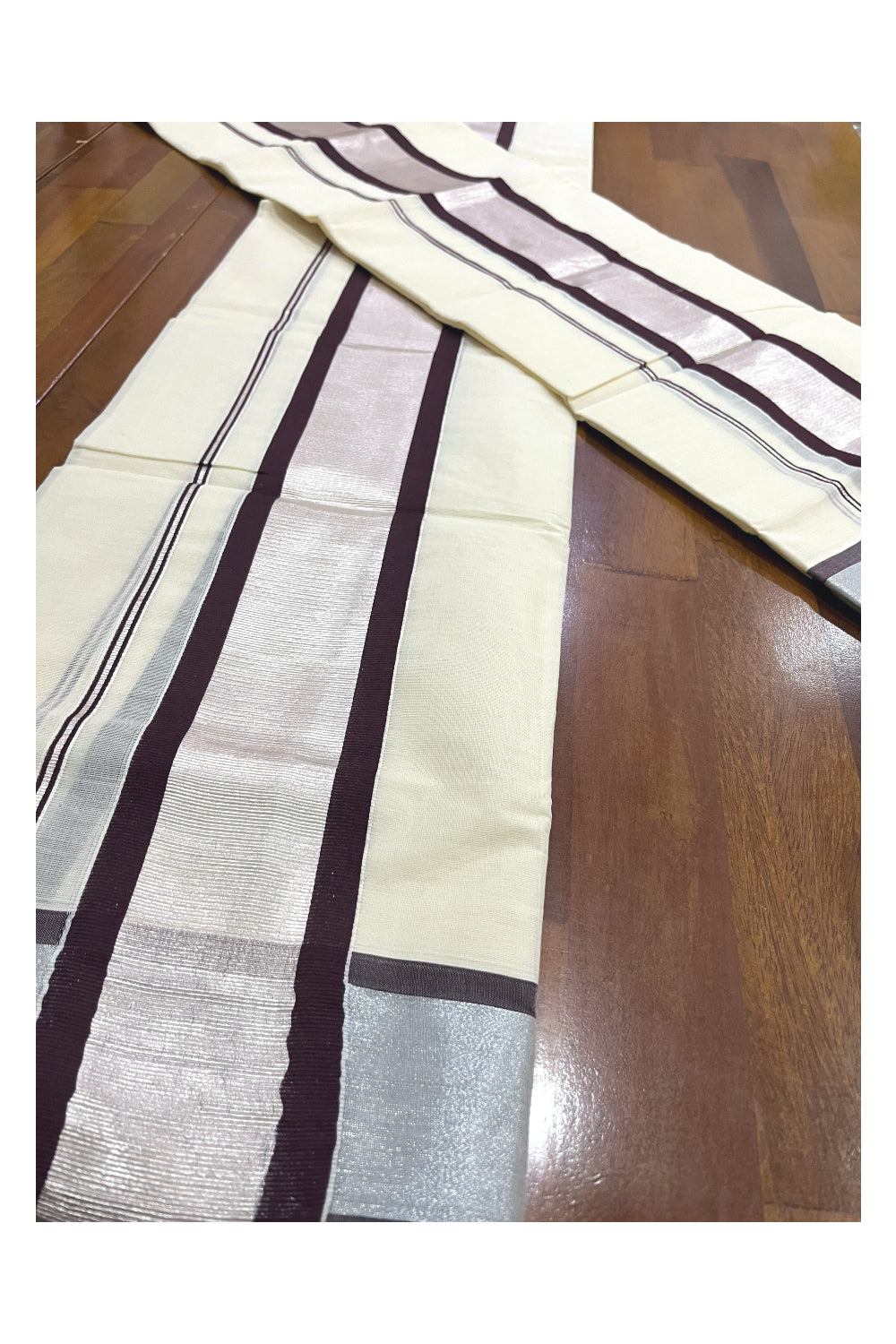 Kerala Cotton Mundum Neriyathum Single (Set Mundu) with Silver Kasavu and Brown Border 2.80 Mtrs