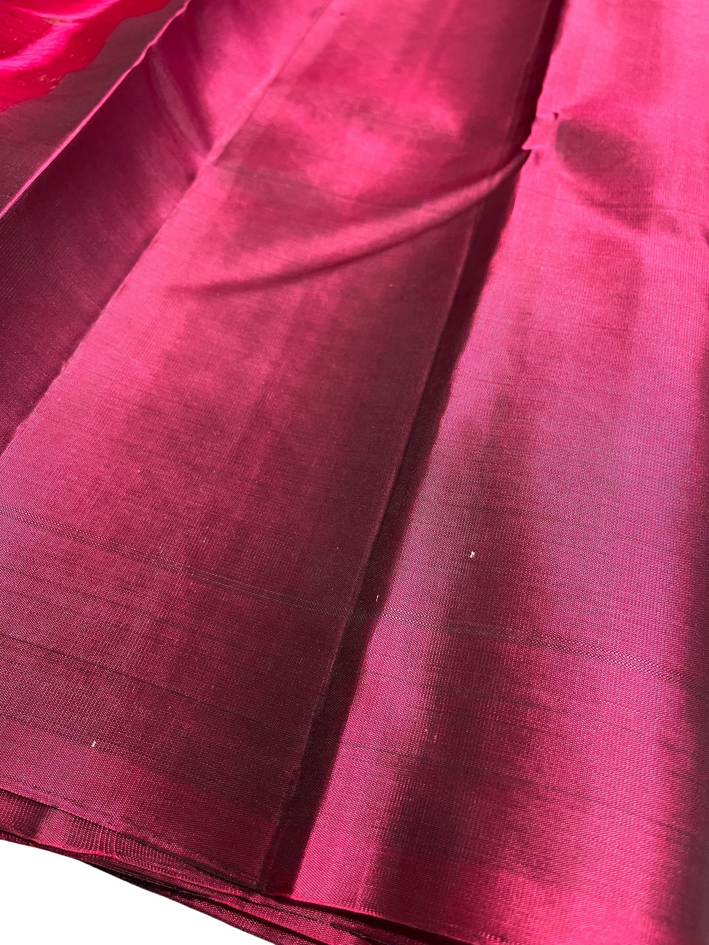 Southloom Pure Handloom Kanchipuram Silk Saree with Butta Work (Green & Magenta)