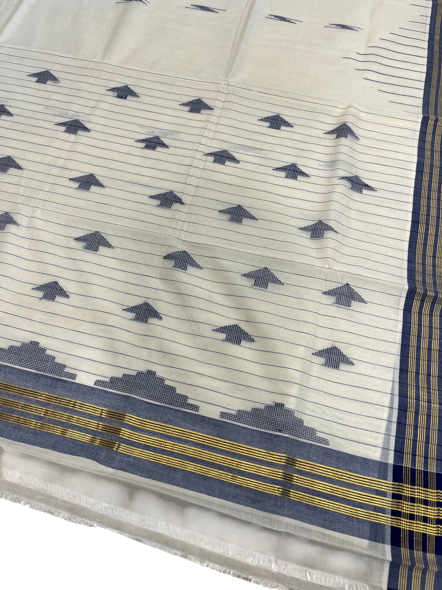 Southloom Super Premium Balaramapuram Unakkupaavu Handloom Cotton Saree with Butta Works Across Body