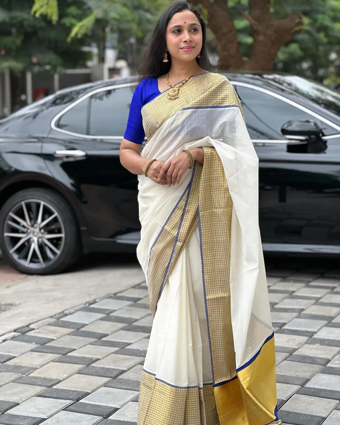 Southloom Handloom Premium Cotton Saree with Kasavu and Colour Check Design Border