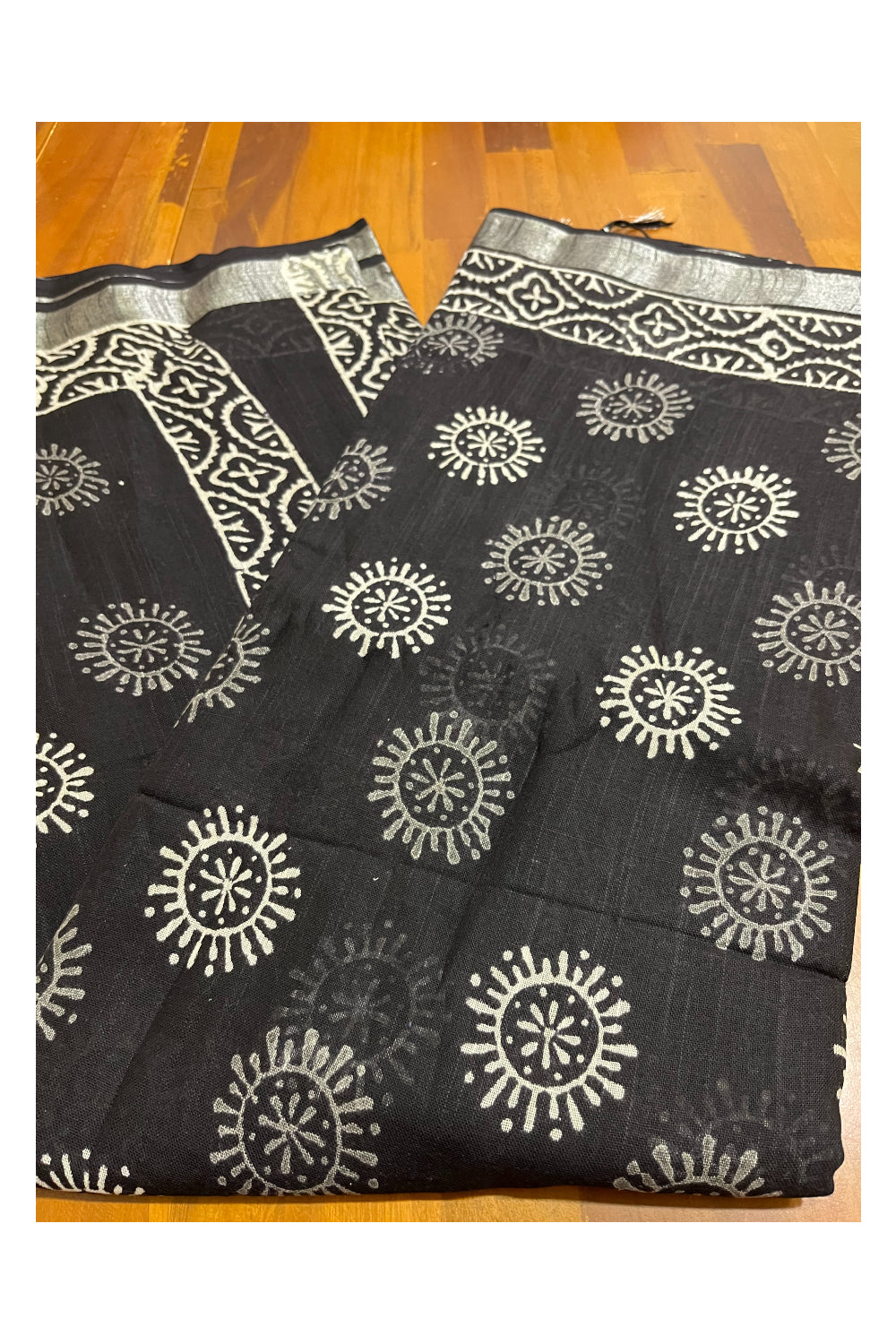 Southloom Linen Black Designer Saree with Floral Prints