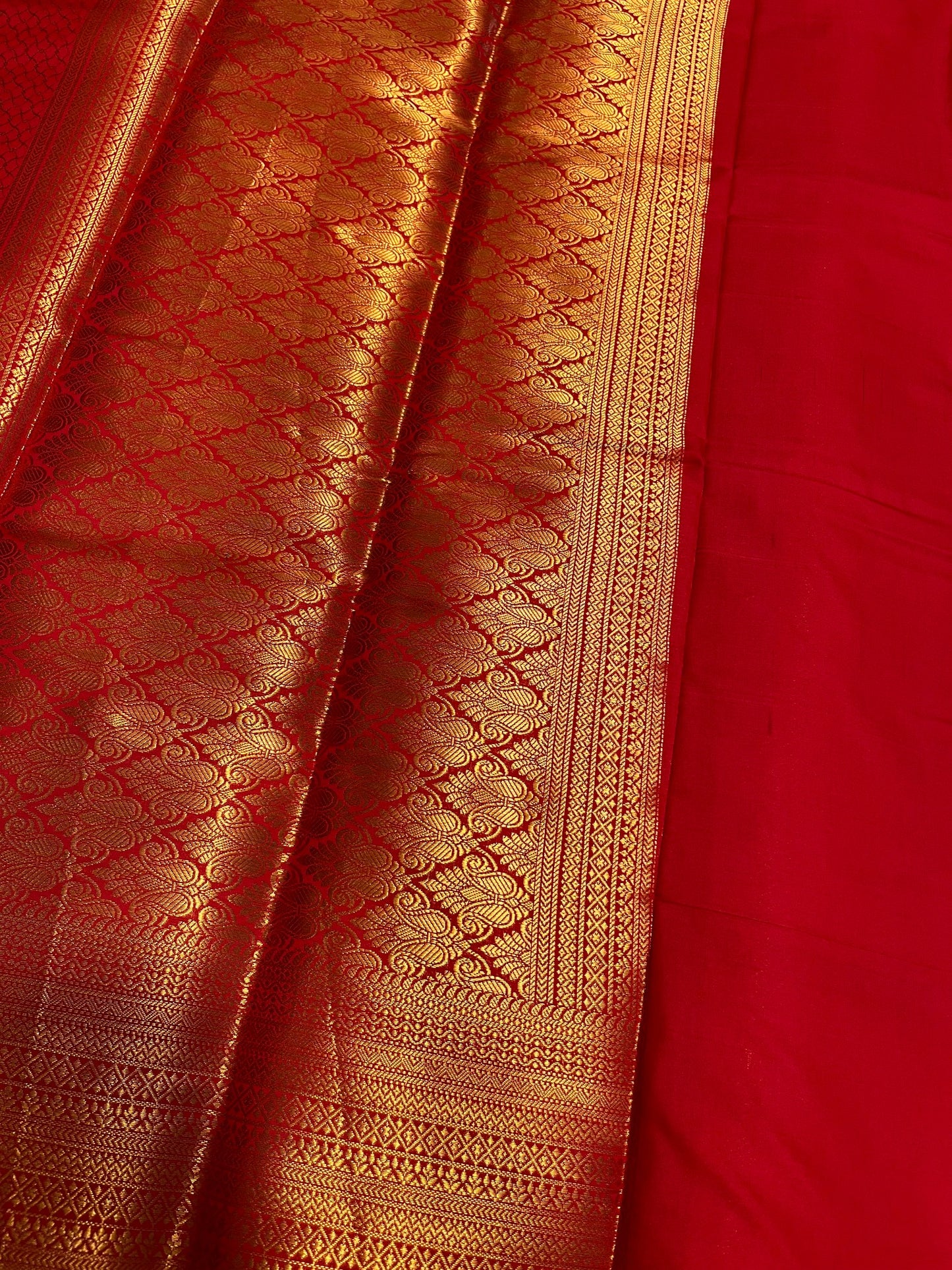 Southloom Premium Semi Silk Zari Work Brocade Saree in Bridal Red with Matching Pallu
