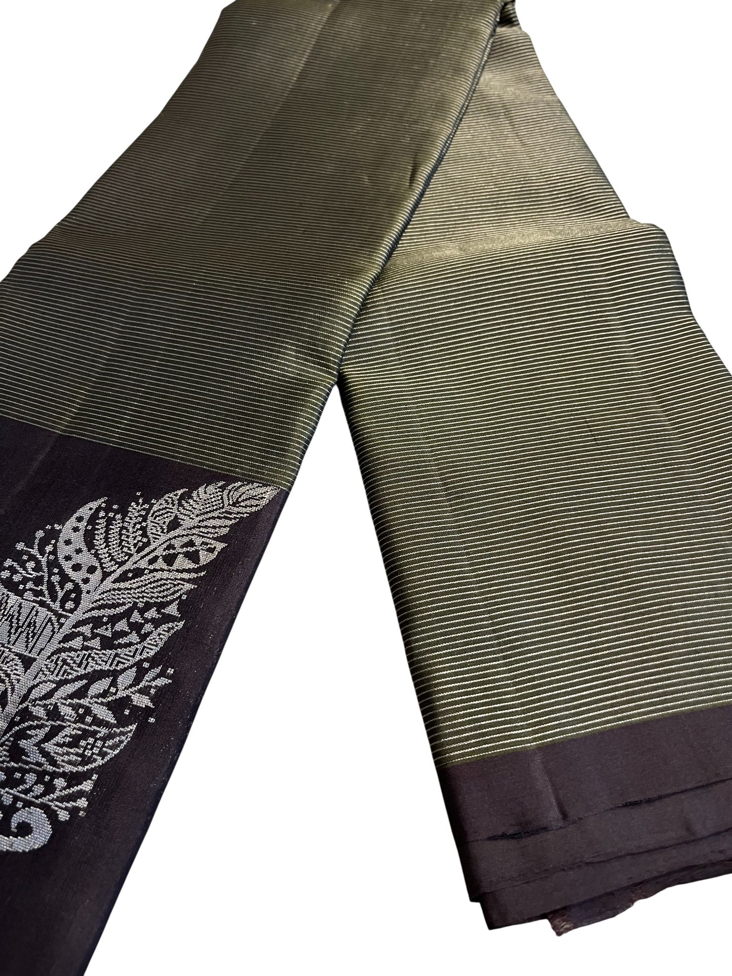 Southloom Pure Handloom Bridal Kanchipuram Silk Saree with Korvai Work (Brown)