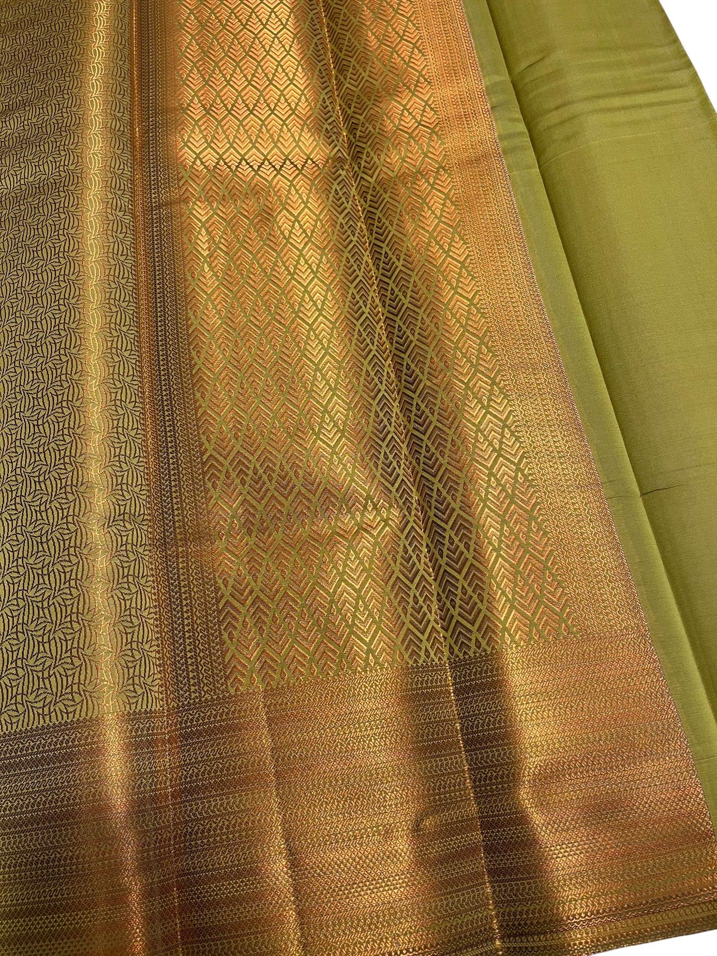 Southloom Premium Semi Silk Zari Work Brocade Saree in Bridal Green with Matching Pallu