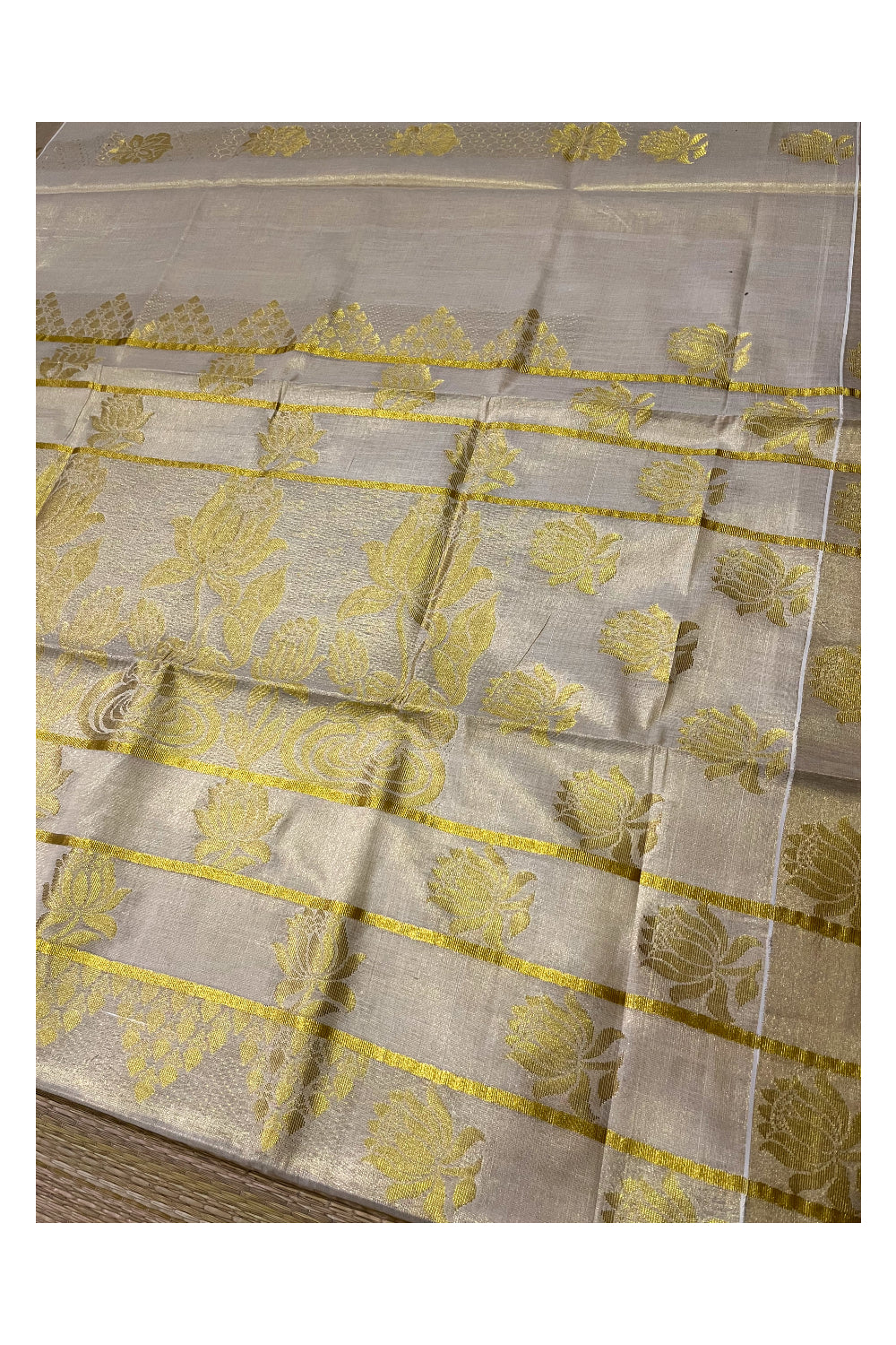 Kerala Tissue Heavy Woven Work Kasavu Saree