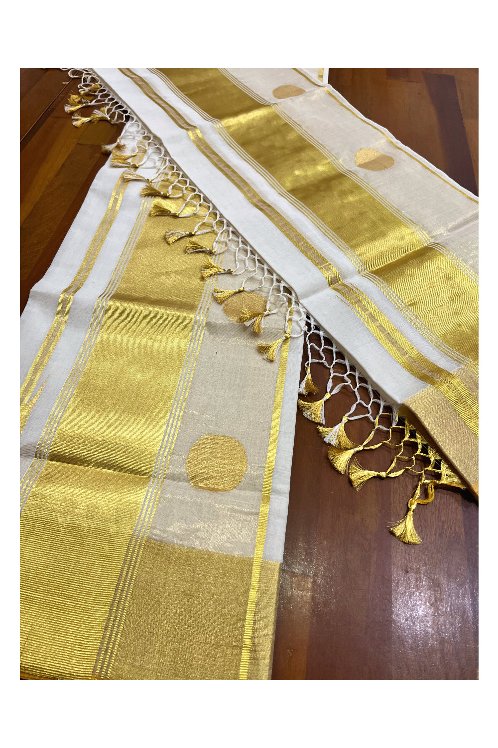 Southloom Super Premium Balaramapuram Handloom Unakkupaavu Cotton Wedding Pudava Set Mundu with Polka Woven Designs on Border 2.80 Mtrs