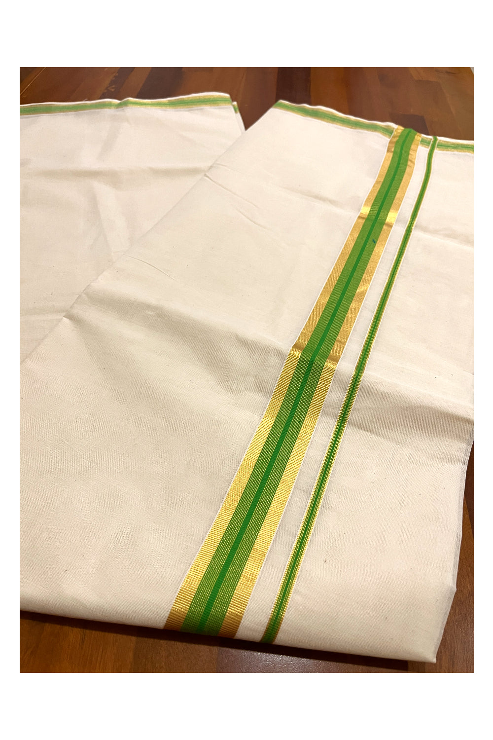 Kerala Pure Cotton Plain Saree with Kasavu and Light Green Border