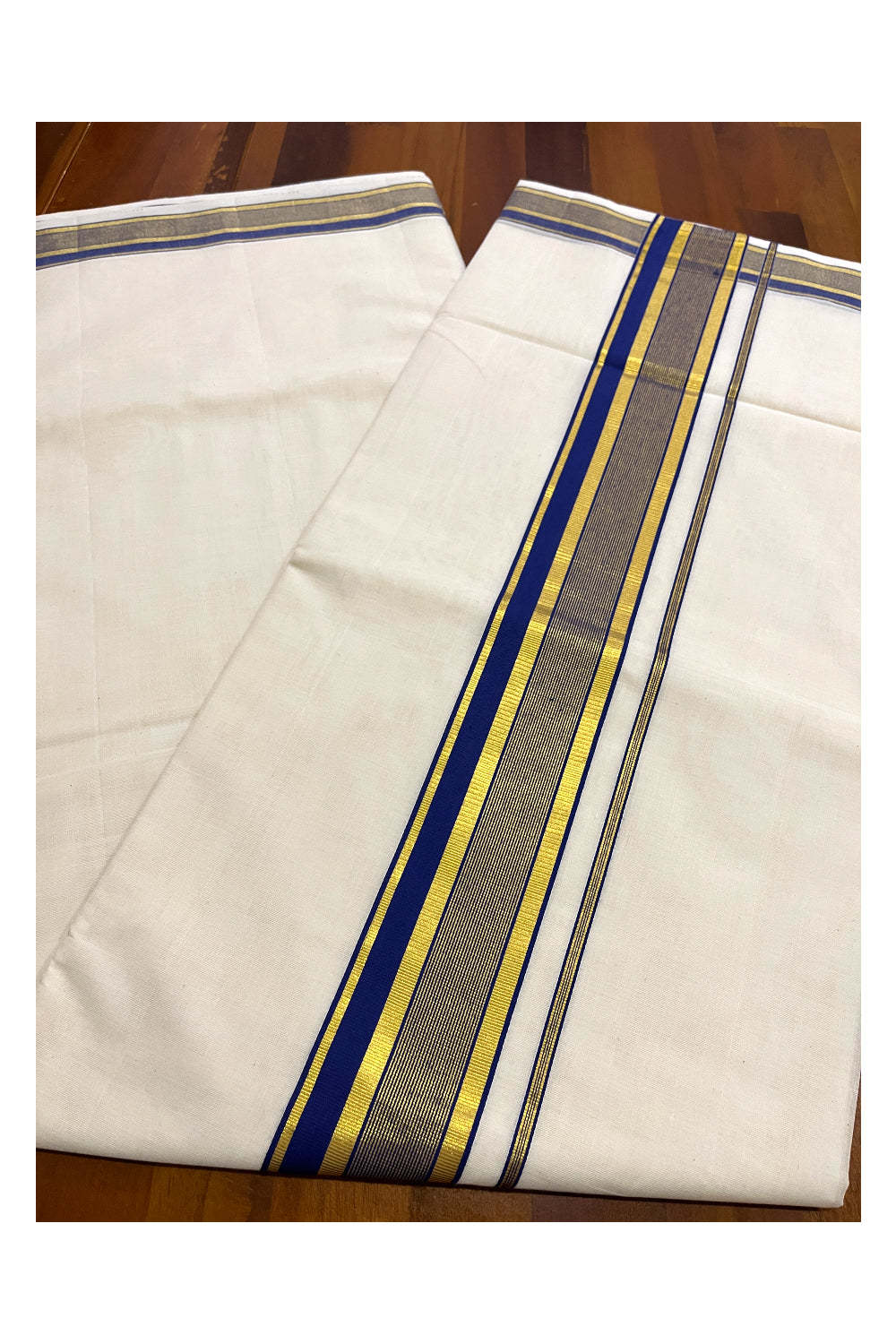 Southloom™ Premium Handloom Kerala Saree with Blue and Kasavu Border