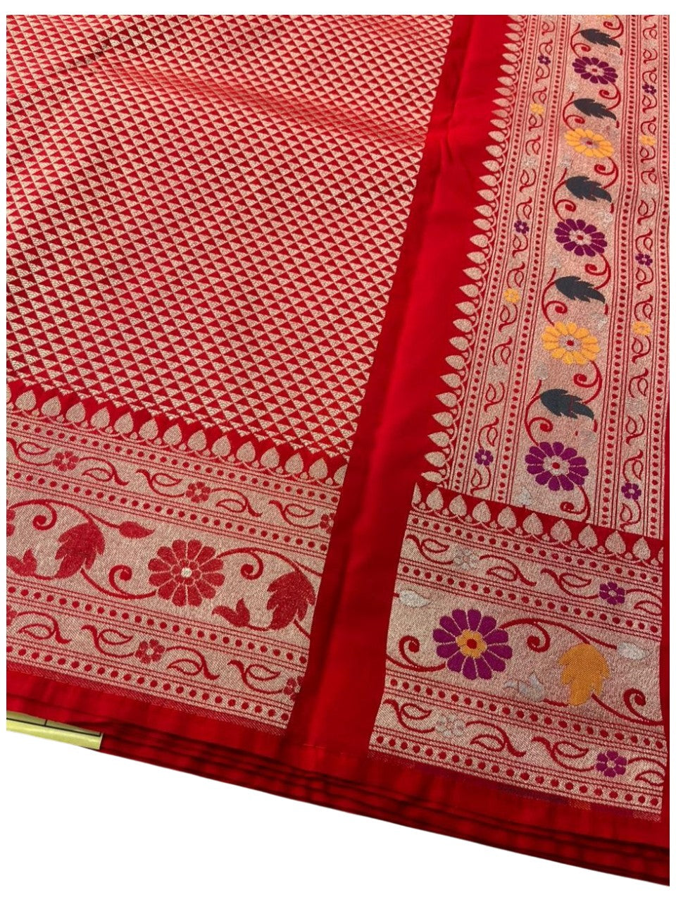 Southloom Pure Banarasi Silk Saree with Woven Work on Body and Borders (Red)