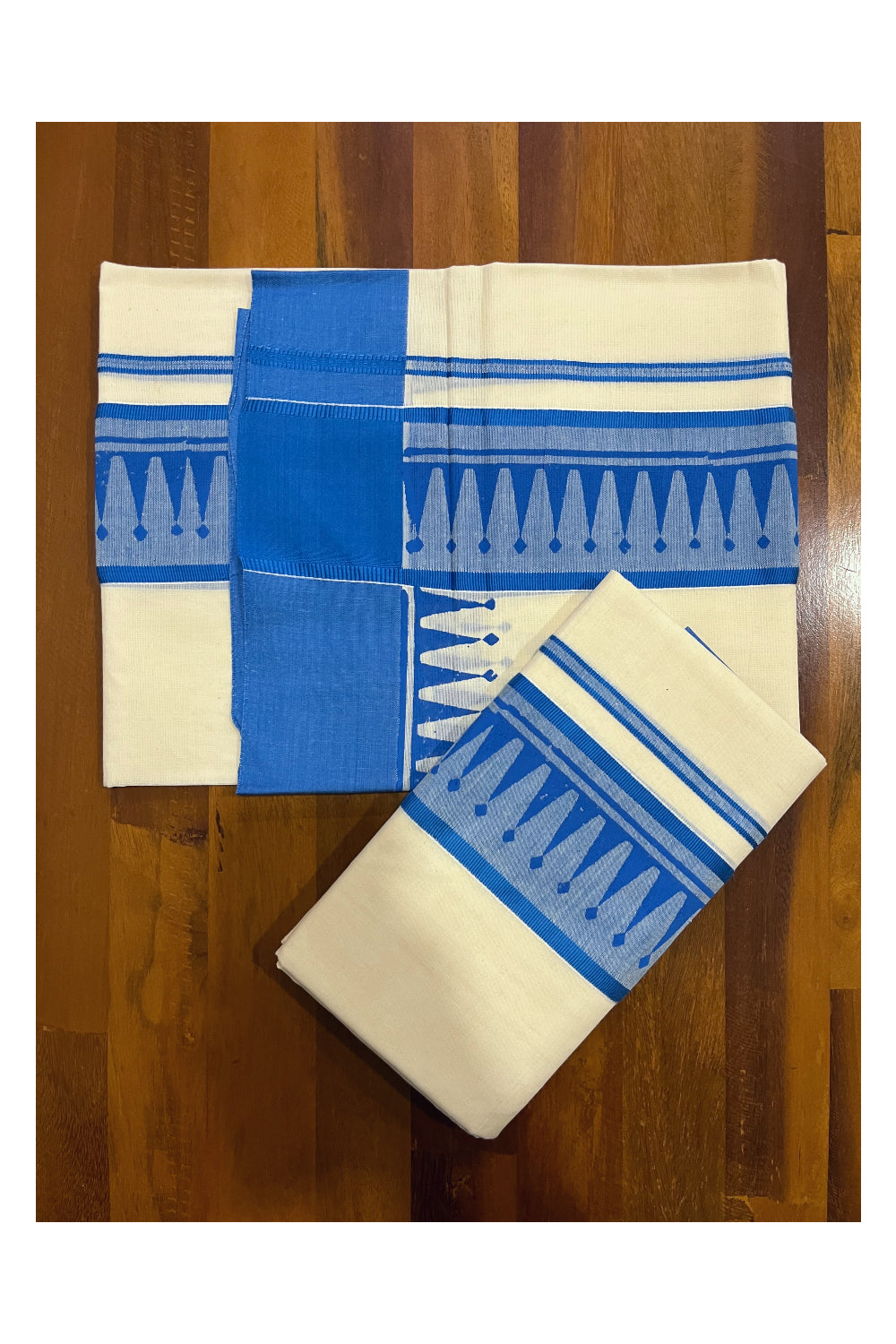 Pure Cotton Kerala Single Set Mundu (Mundum Neriyathum) with Blue Block Printed Border