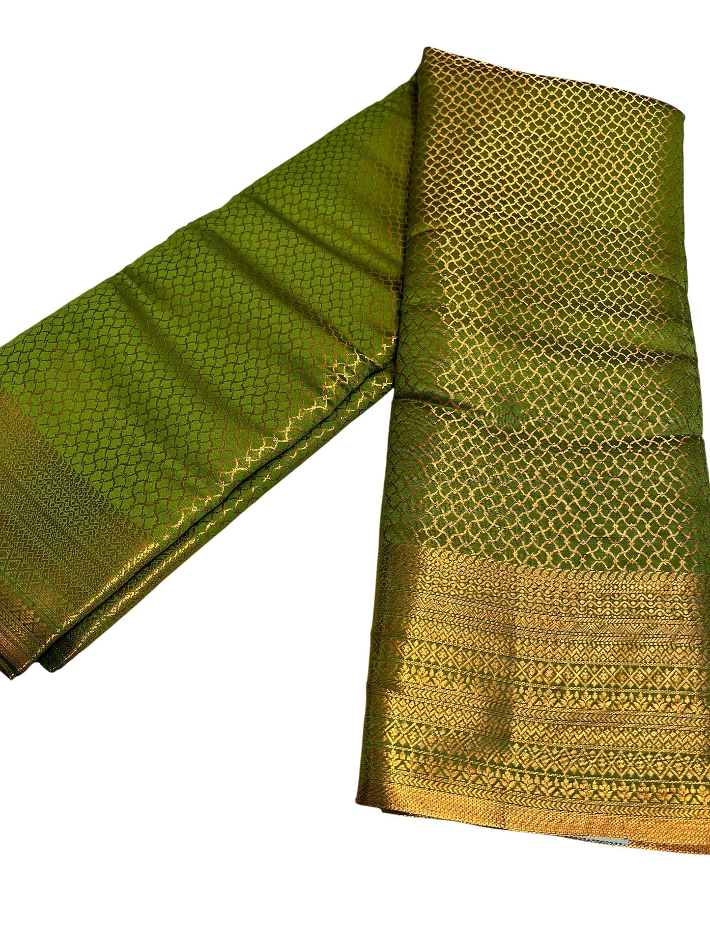 Southloom Brocade Silk Bridal Saree WIth Woven Borders And Blouse Piece