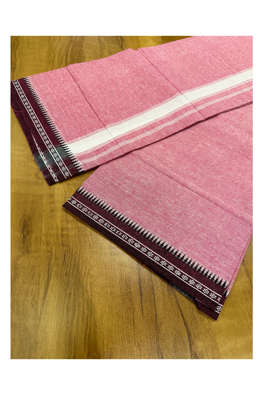 Southloom Pink Single Mundu / Lungi (South Indian Kerala Dhoti)