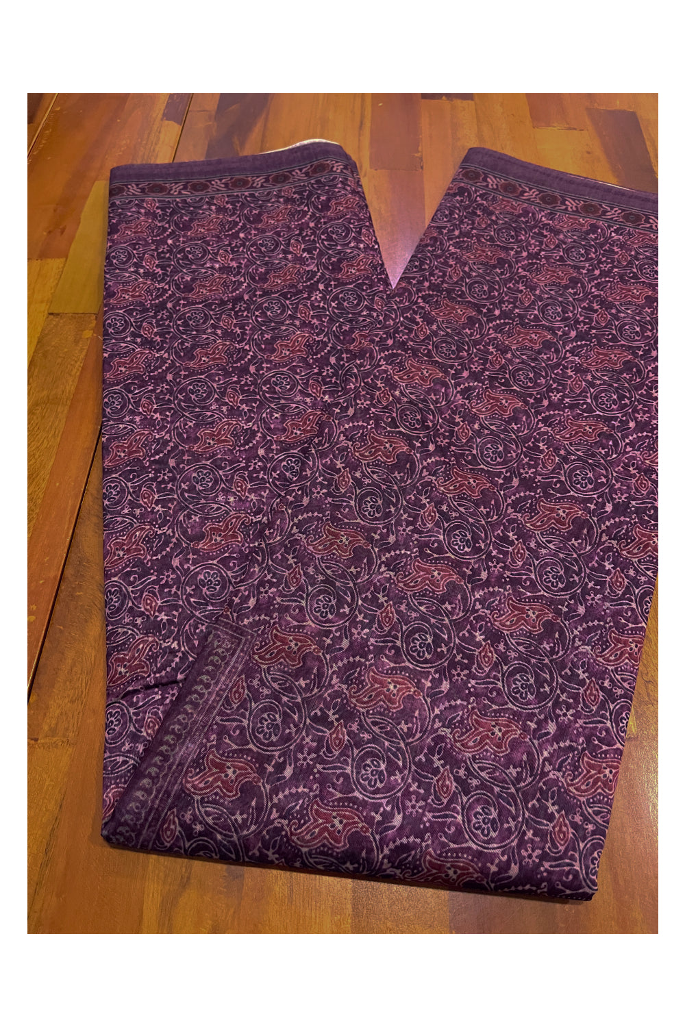 Southloom Art Silk Purple Saree with Floral Prints on Body