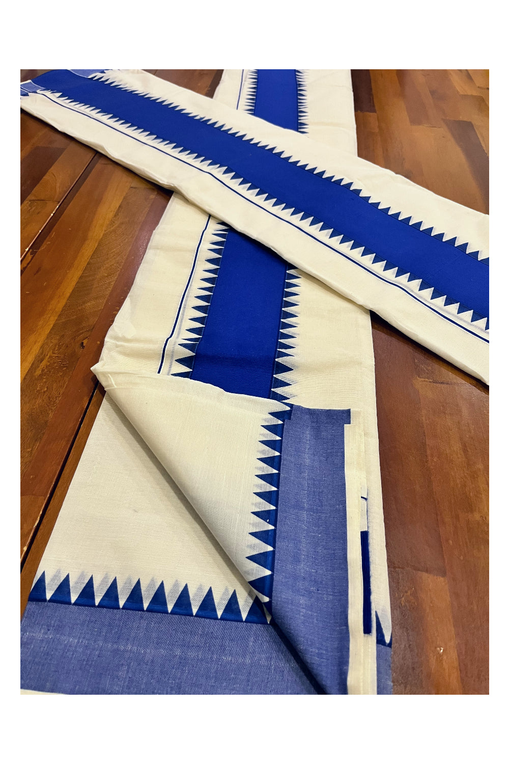 Kerala Pure Cotton Set Mundu Single (Mundum Neriyathum) with Blue Temple Border 2.80 Mtrs