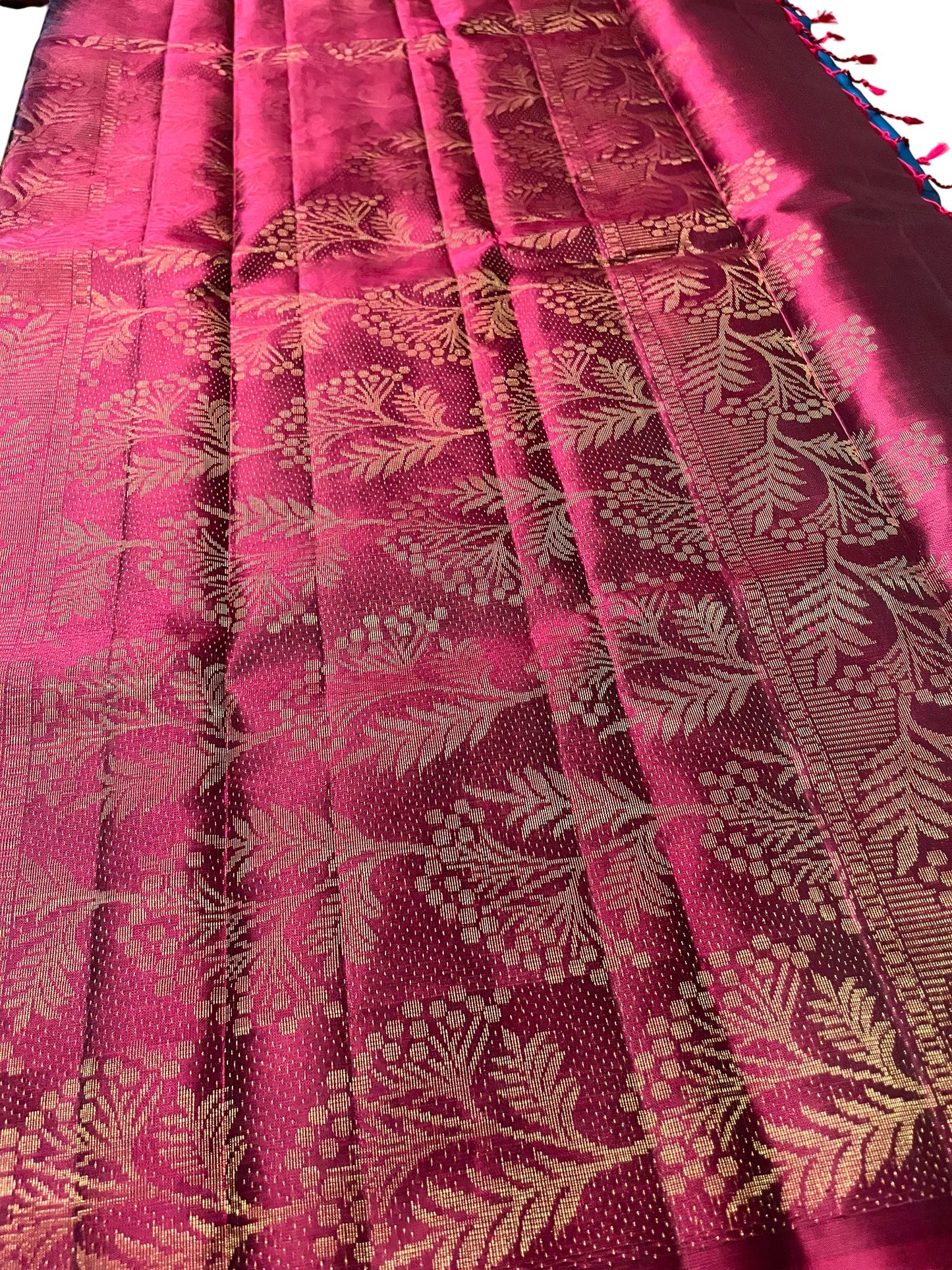 Southloom Pure Handloom Kanchipuram Silk Saree with Butta Work (Blue & Magenta)