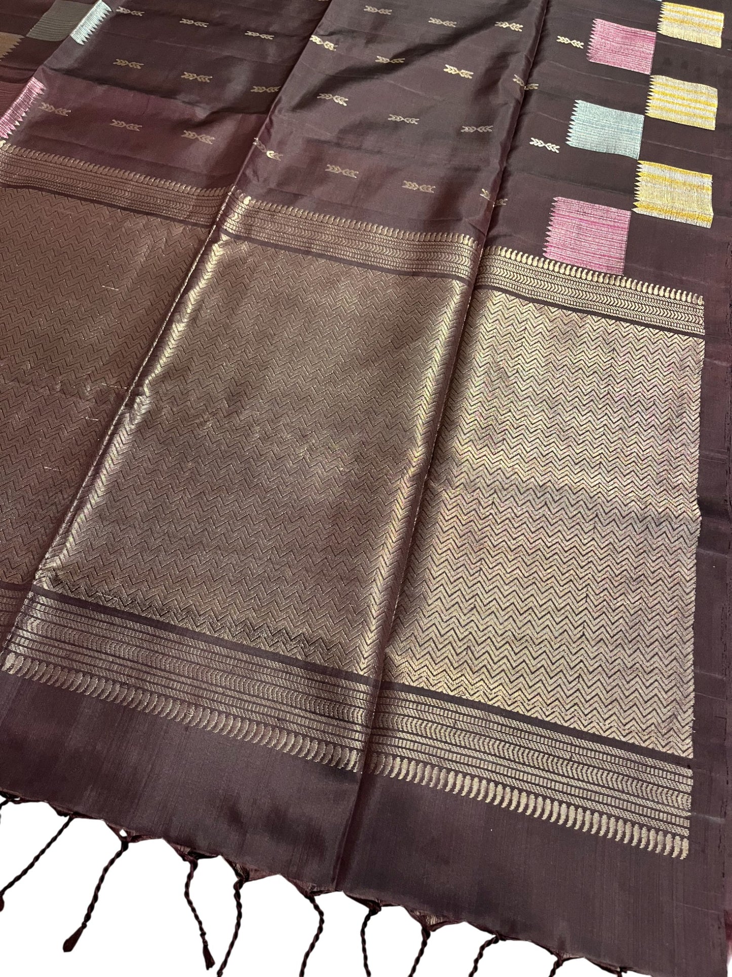 Southloom Pure Handloom Bridal Kanchipuram Silk Saree with Korvai Work (Brown)