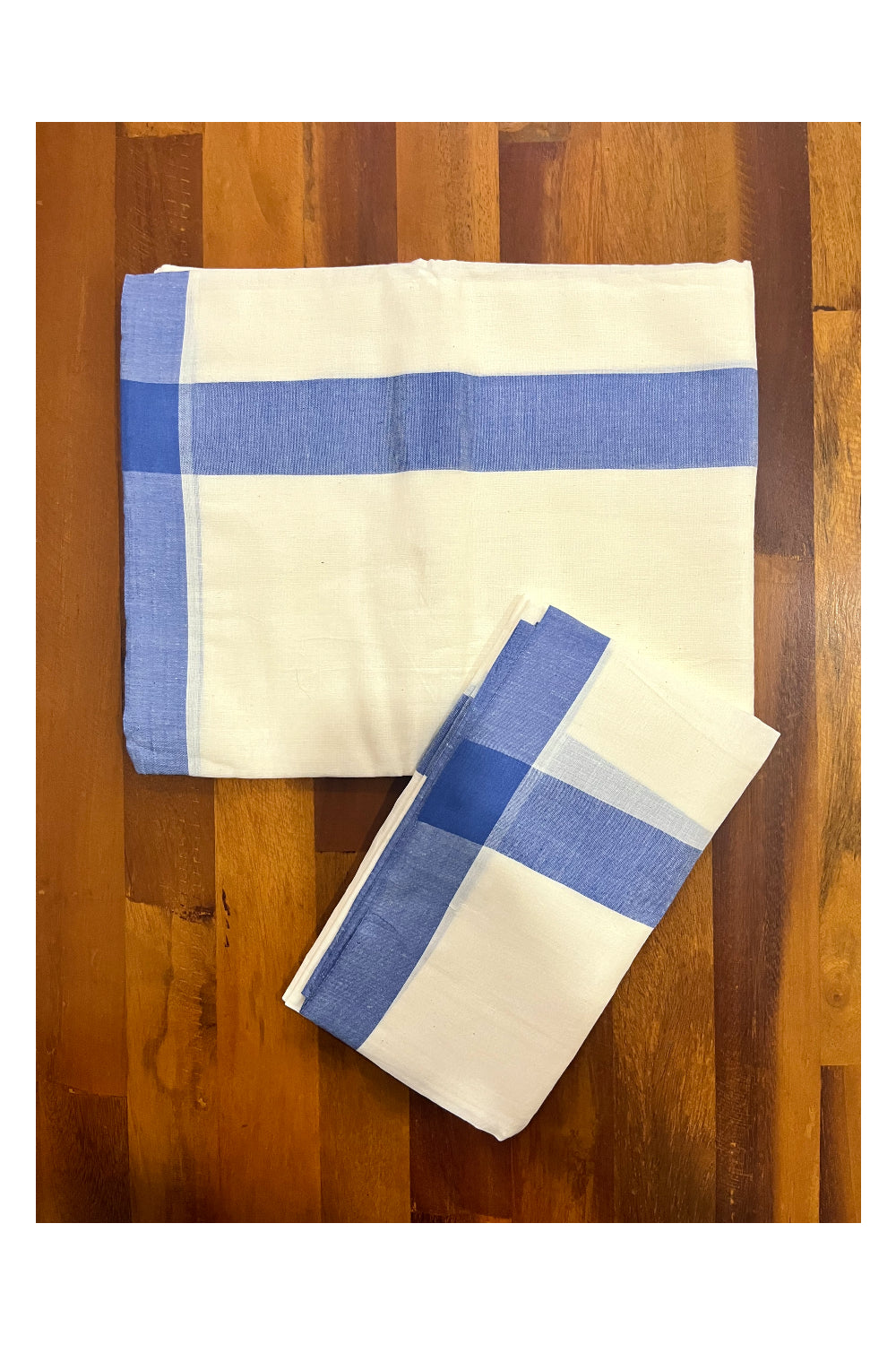 Kerala Mulloth Cotton Single Mundum Neriyathum with Blue Border 2.80 Mtrs (Extra Soft Cotton)