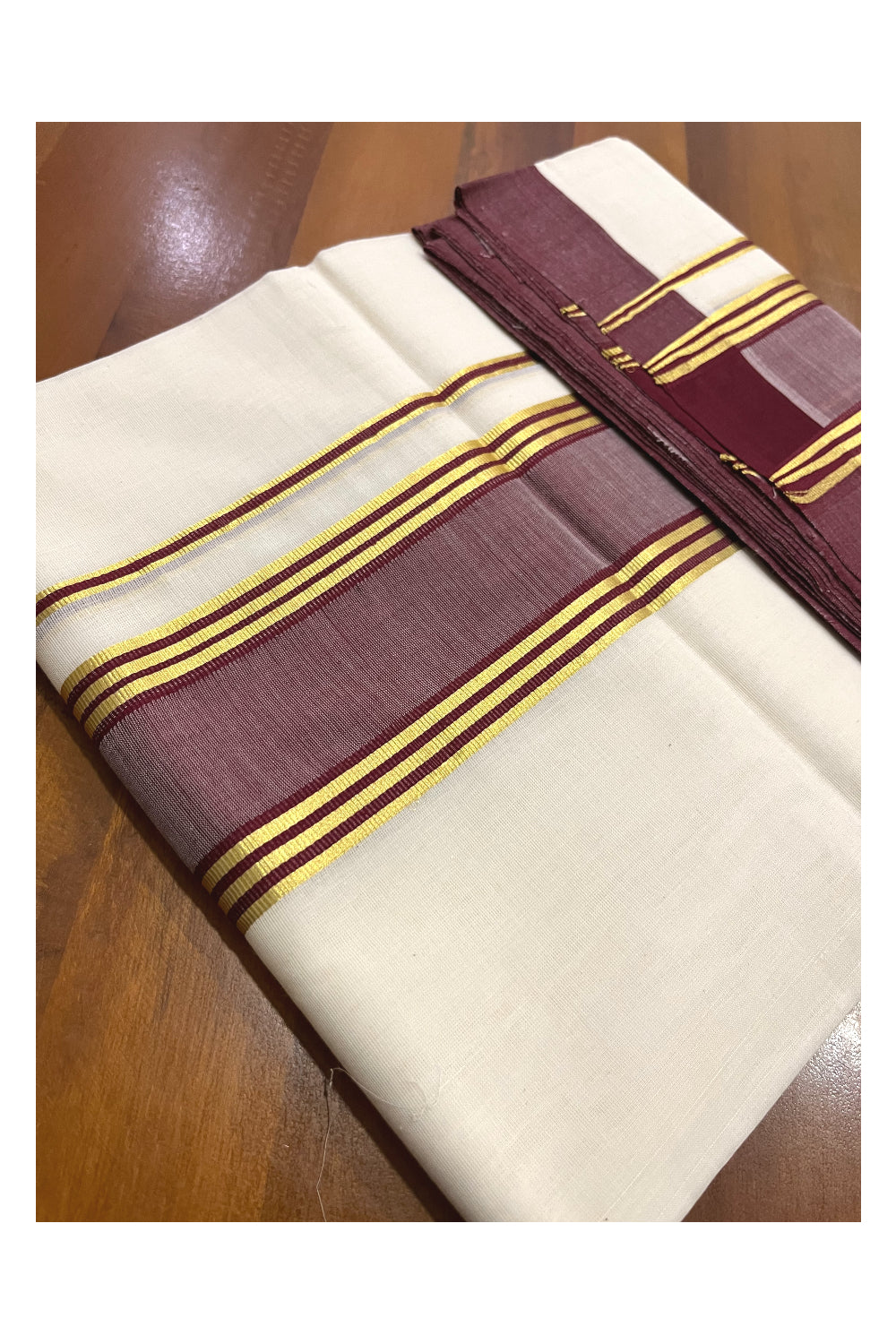 Southloom Premium Balaramapuram Unakkupaavu Handloom Mundu with Maroon and Kasavu Border (South Indian Kerala Dhoti)