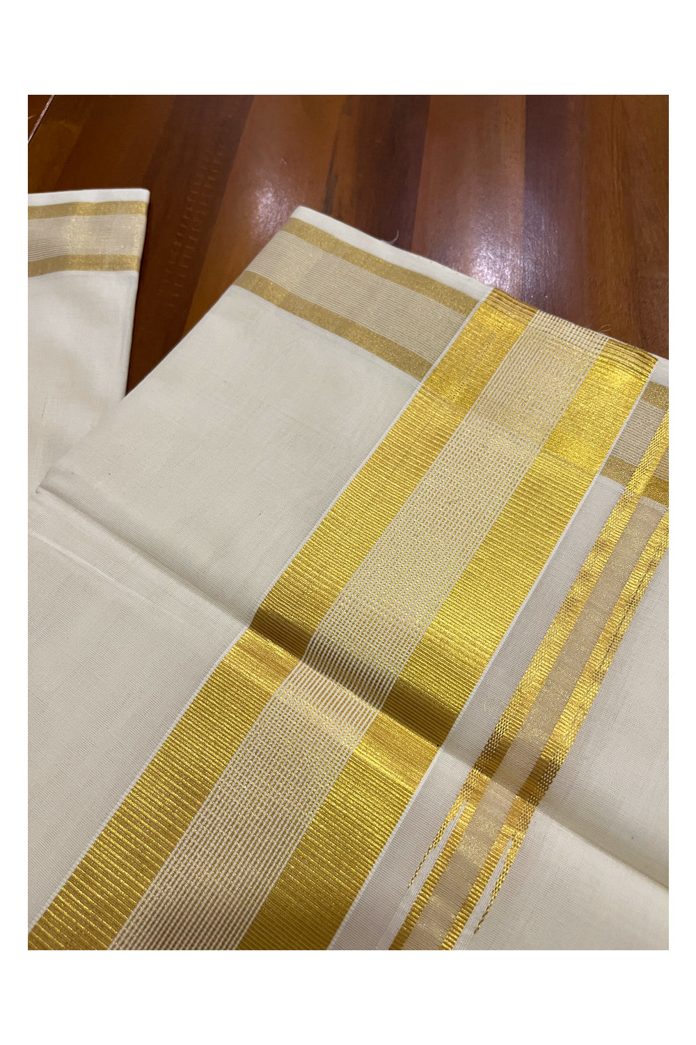 Southloom™ Premium Handloom Kerala Saree with Kasavu Border