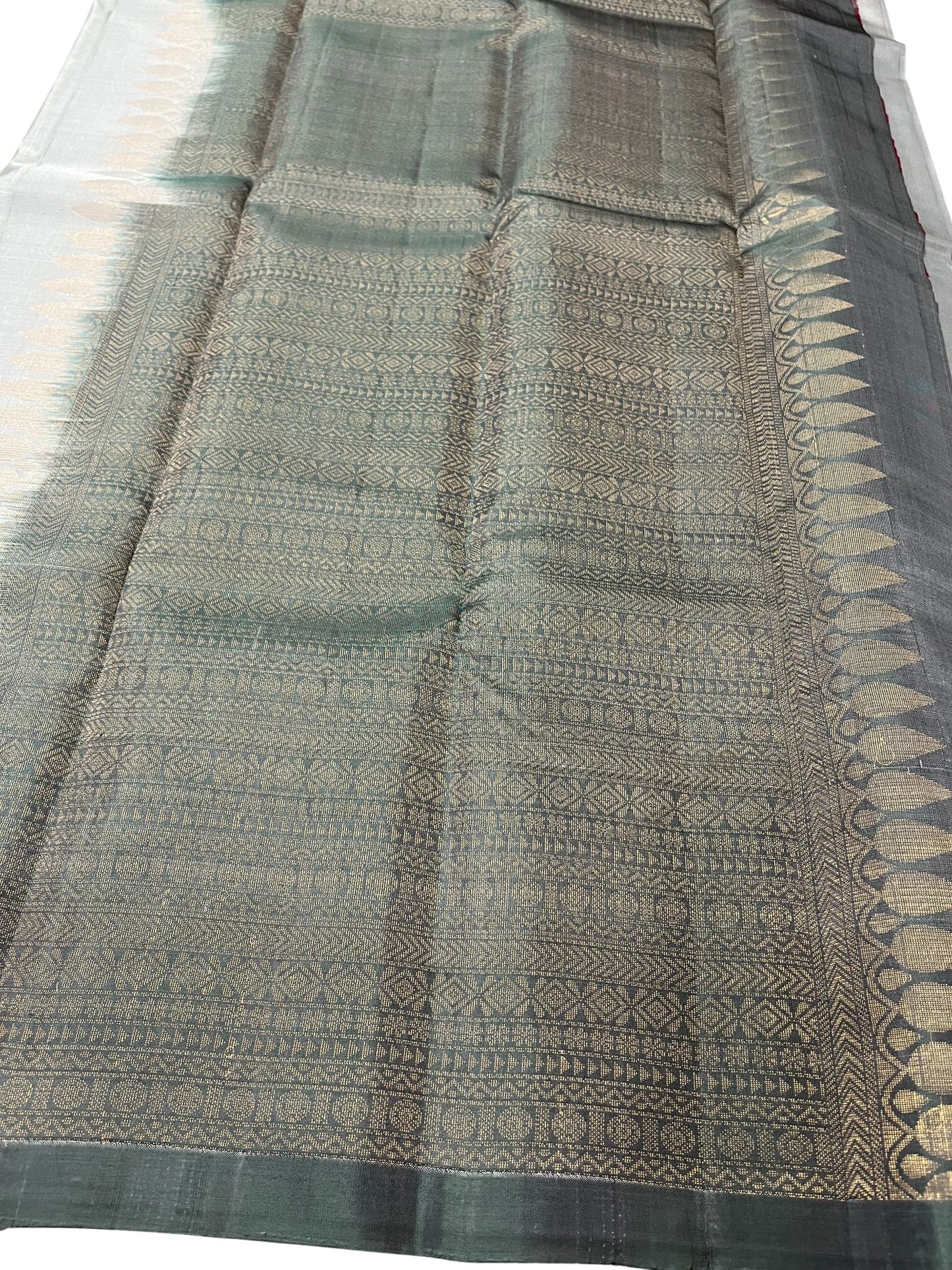 Southloom Pure Handloom Kanchipuram Silk Saree with Butta Work (Grey)