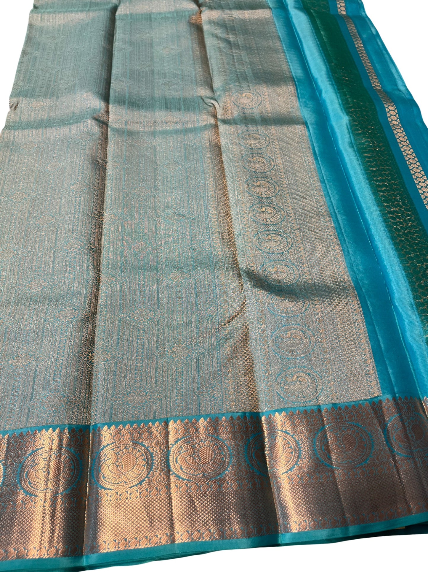 Southloom Pure Handloom Bridal Kanchipuram Silk Saree with Korvai Work (Blue)