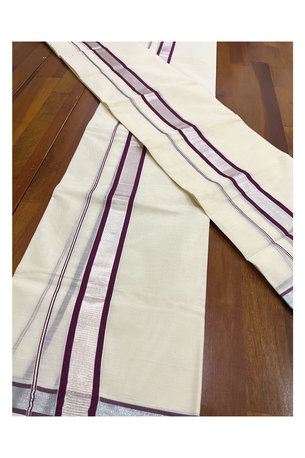 Kerala Cotton Mundum Neriyathum Single (Set Mundu) with Purple and Silver Kasavu Border 2.80 Mtrs