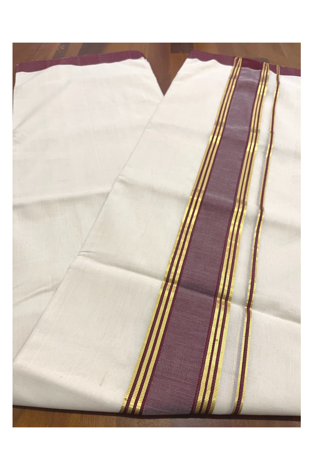 Southloom Premium Balaramapuram Unakkupaavu Handloom Mundu with Maroon and Kasavu Border (South Indian Kerala Dhoti)