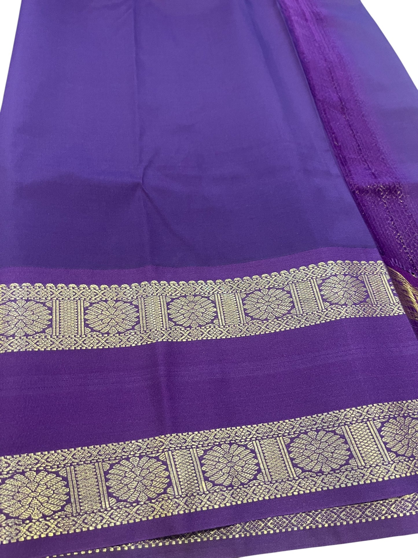 Southloom Banarasi Semi Silk Saree with Woven Work on Body(Lavender)