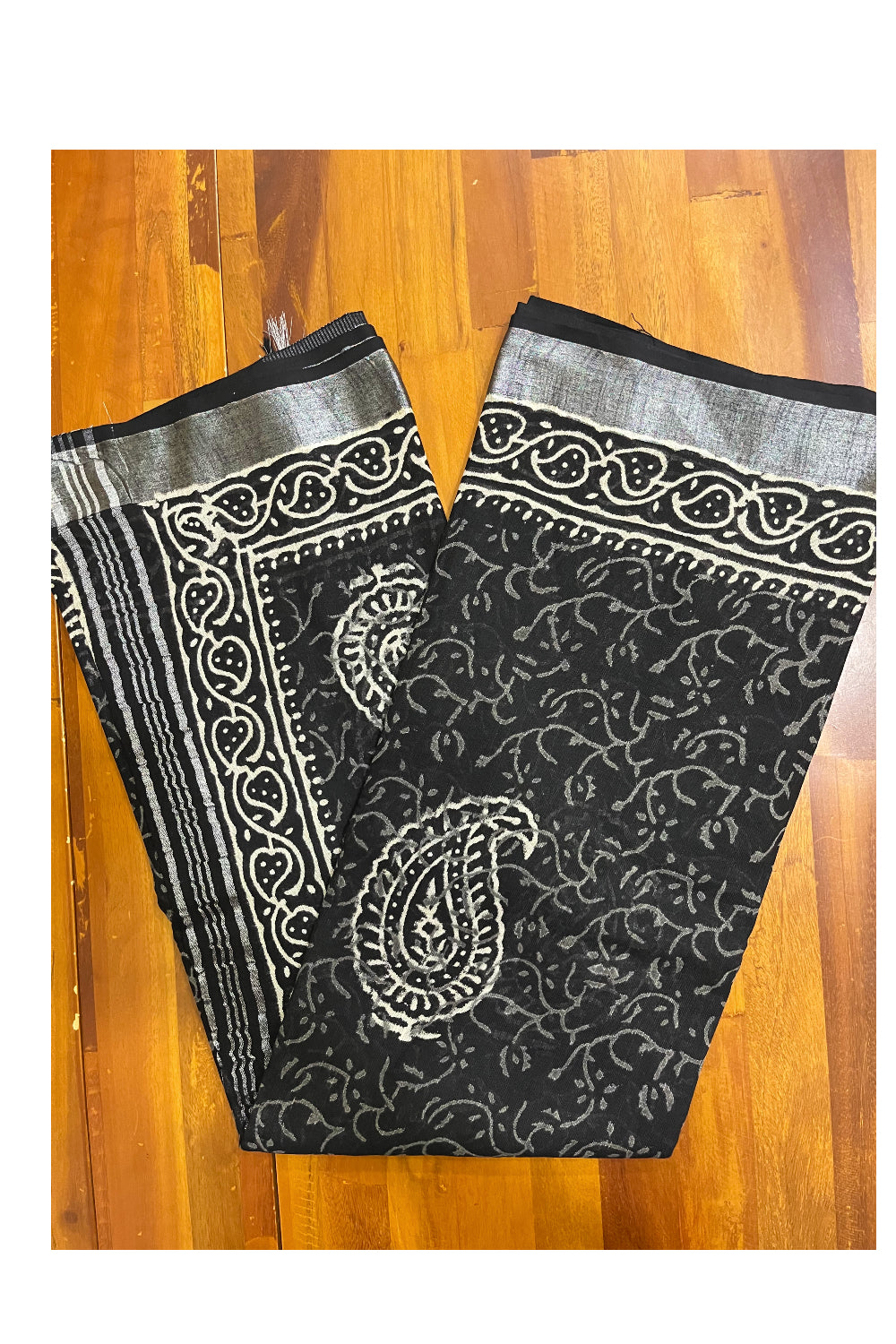 Southloom Linen Black Designer Saree with Pasley Prints