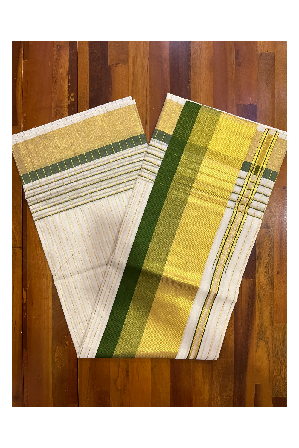 Southloom™ Premium Handloom Kerala Saree with Green Kasavu Border and Kasavu Lines Across Body