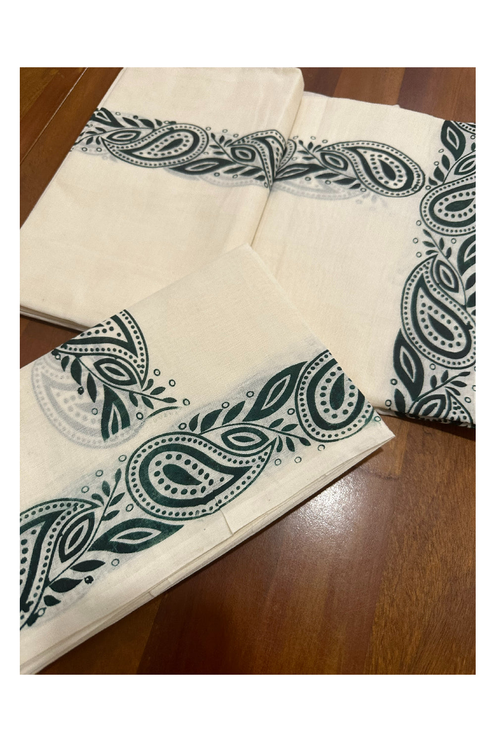 Kerala Cotton Set Mundu (Mundum Neriyathum) with Green Block Printed Border (Onam Set Mundu 2023)